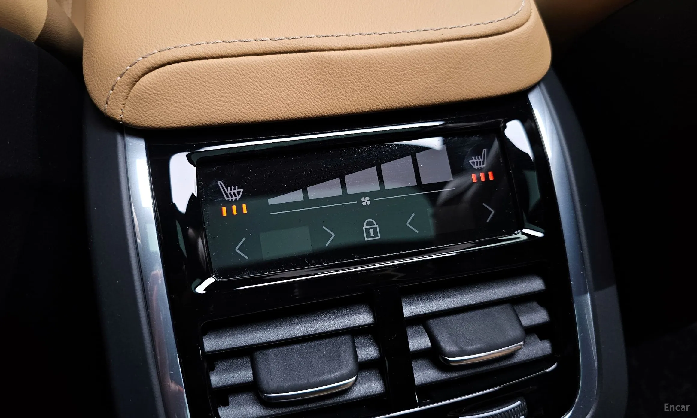 Volvo XC60 Gen 2 превью 17