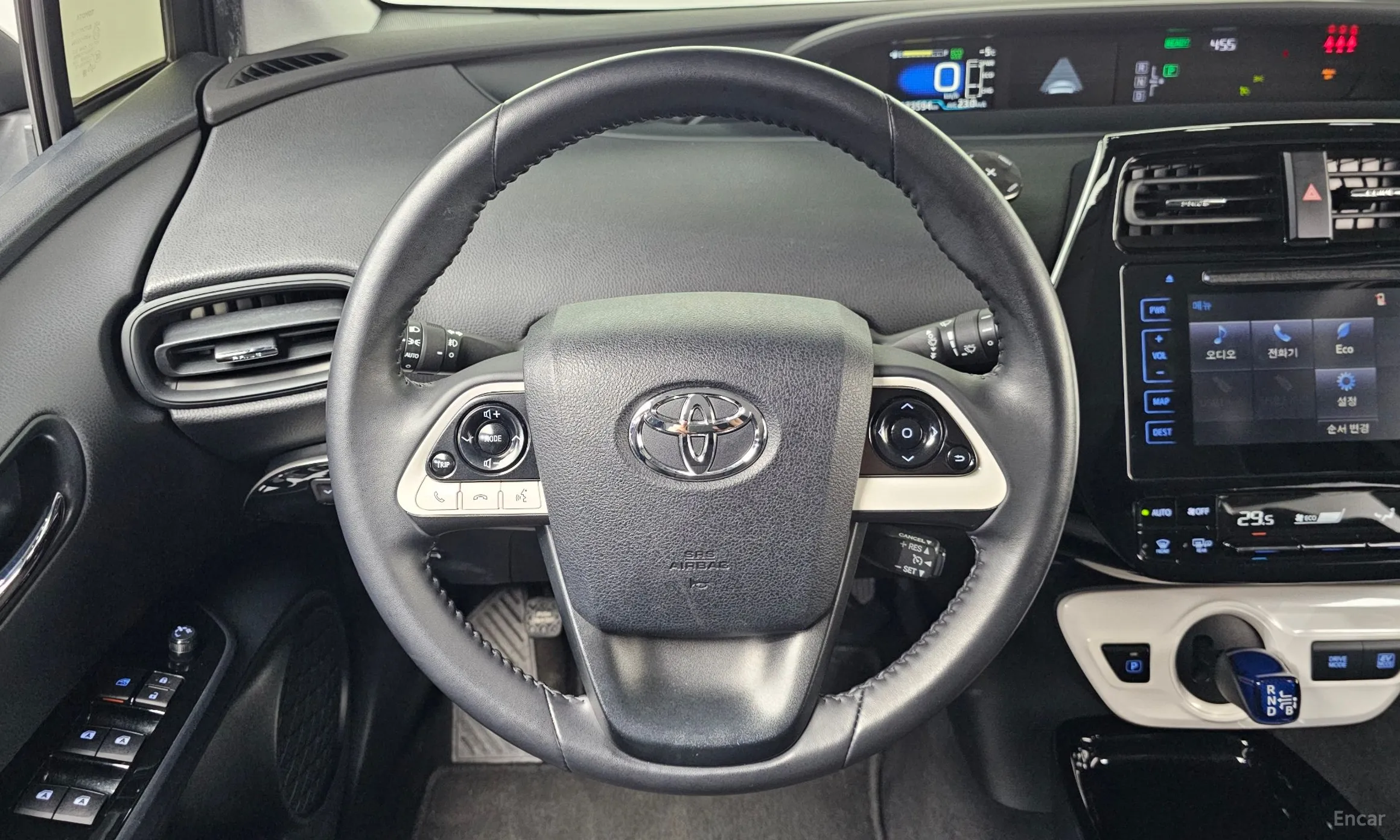 Toyota Prius 4th Generation превью 13