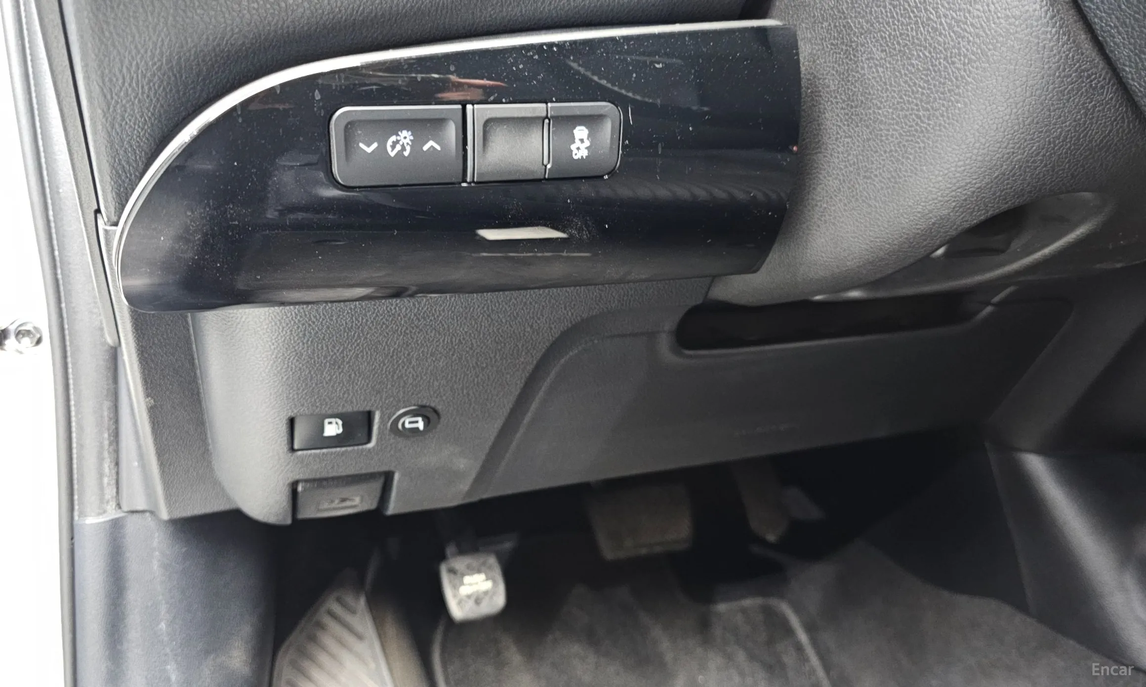 Toyota Prius 4th Generation превью 19