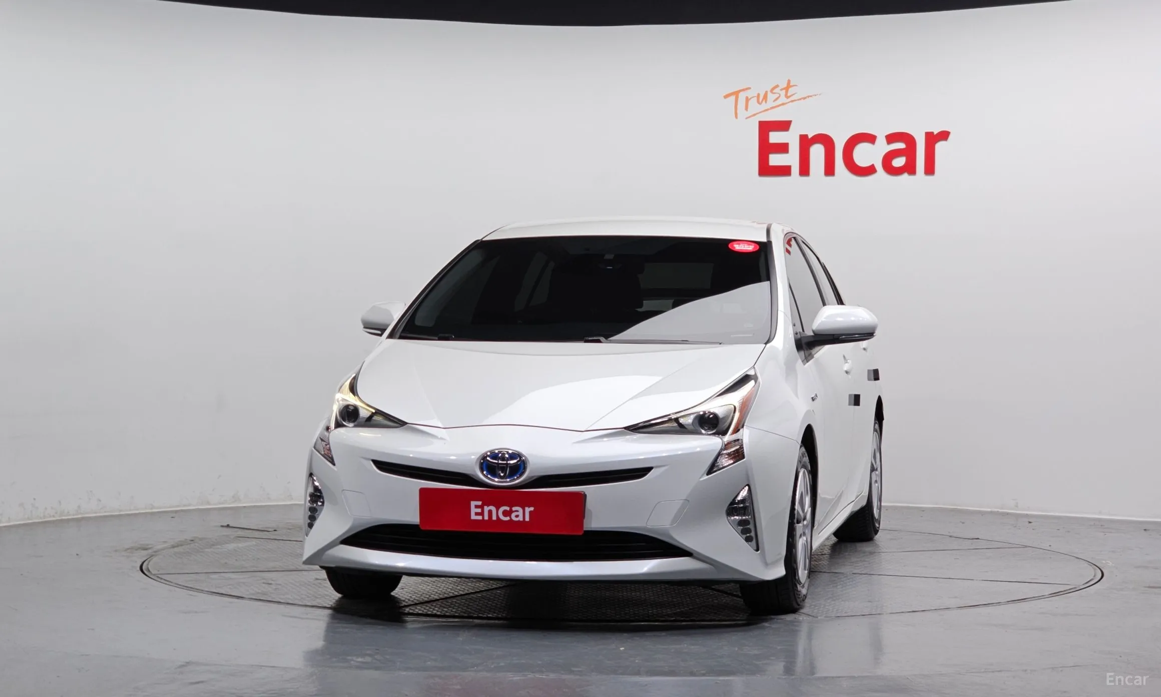 Toyota Prius 4th Generation превью 3