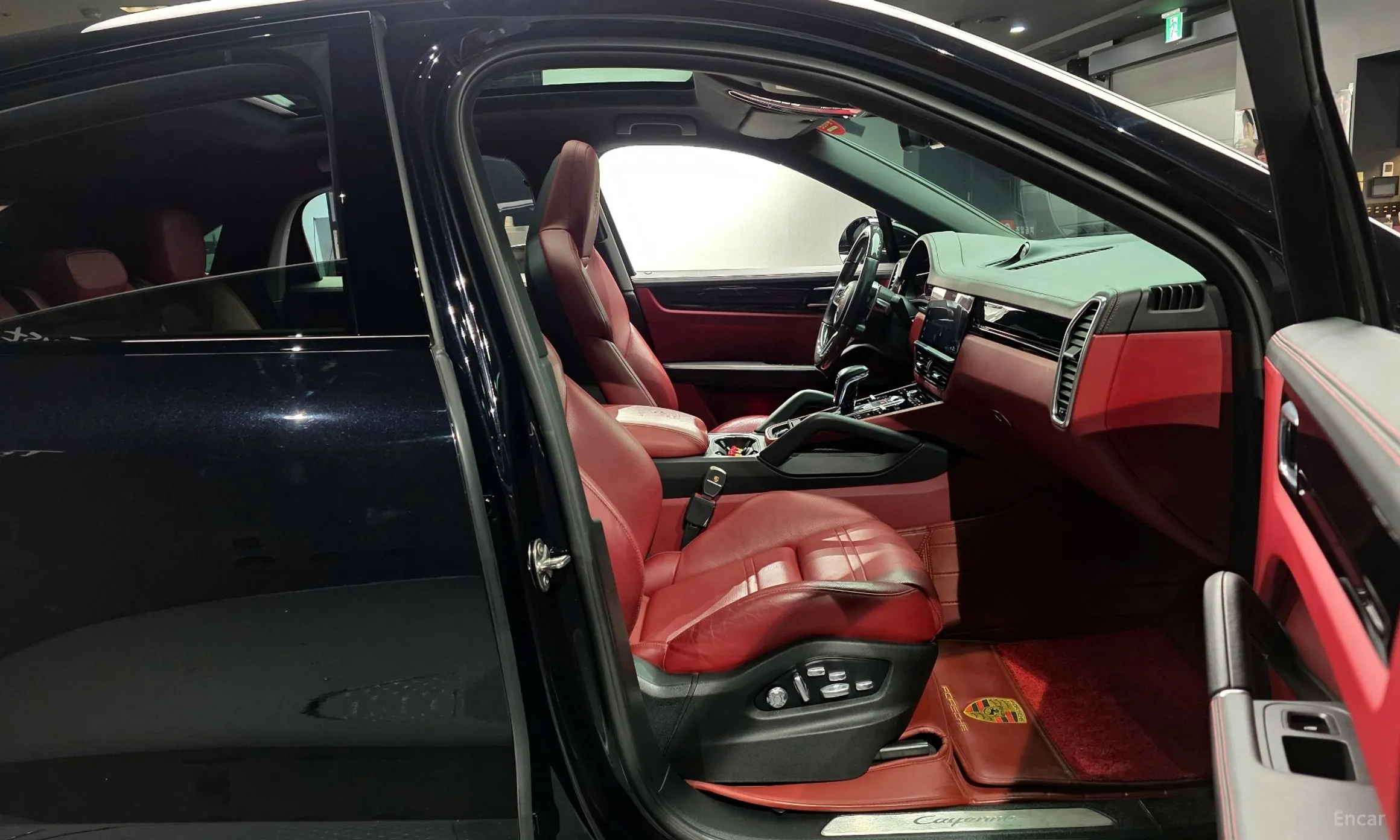 Porsche Cayenne (PO536) превью 10