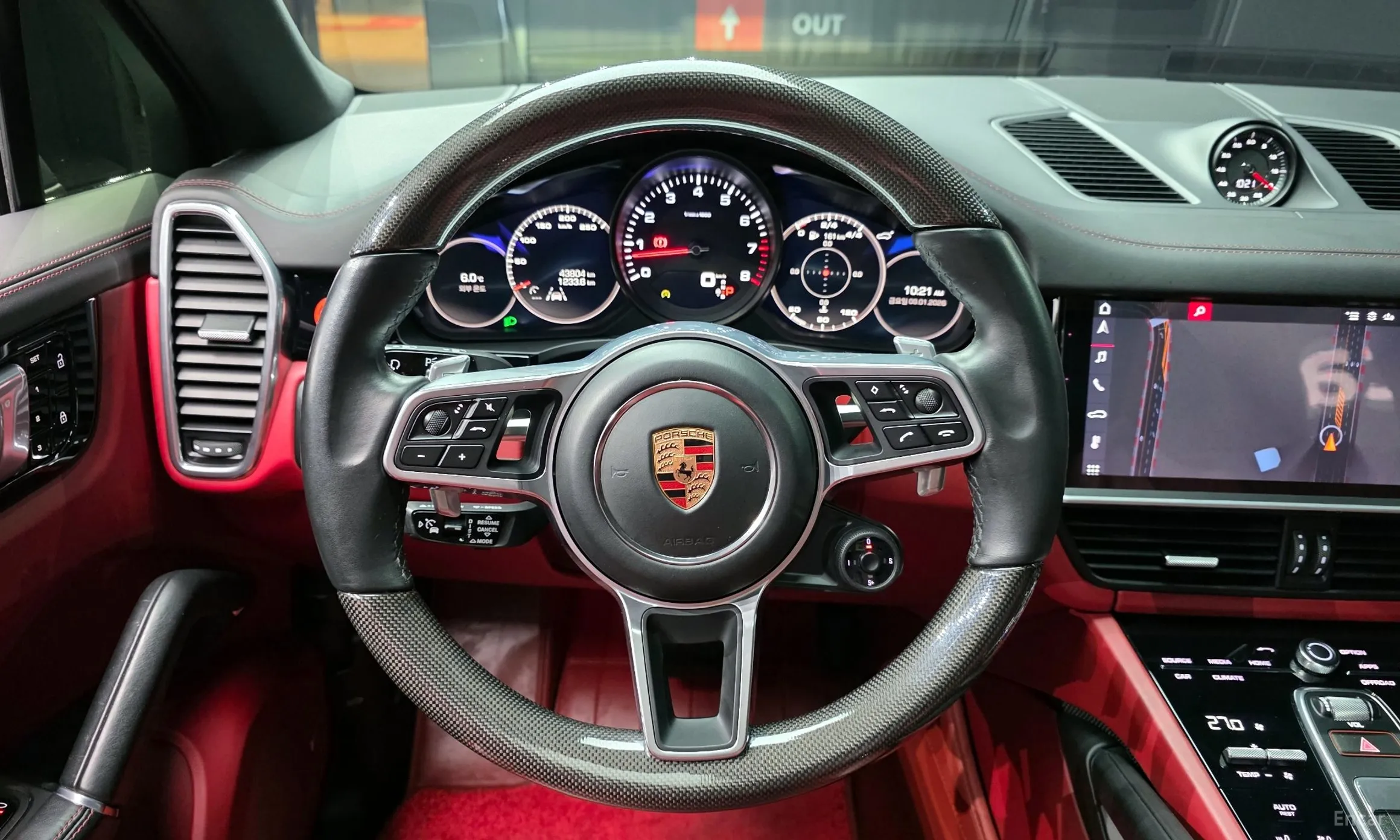 Porsche Cayenne (PO536) превью 13