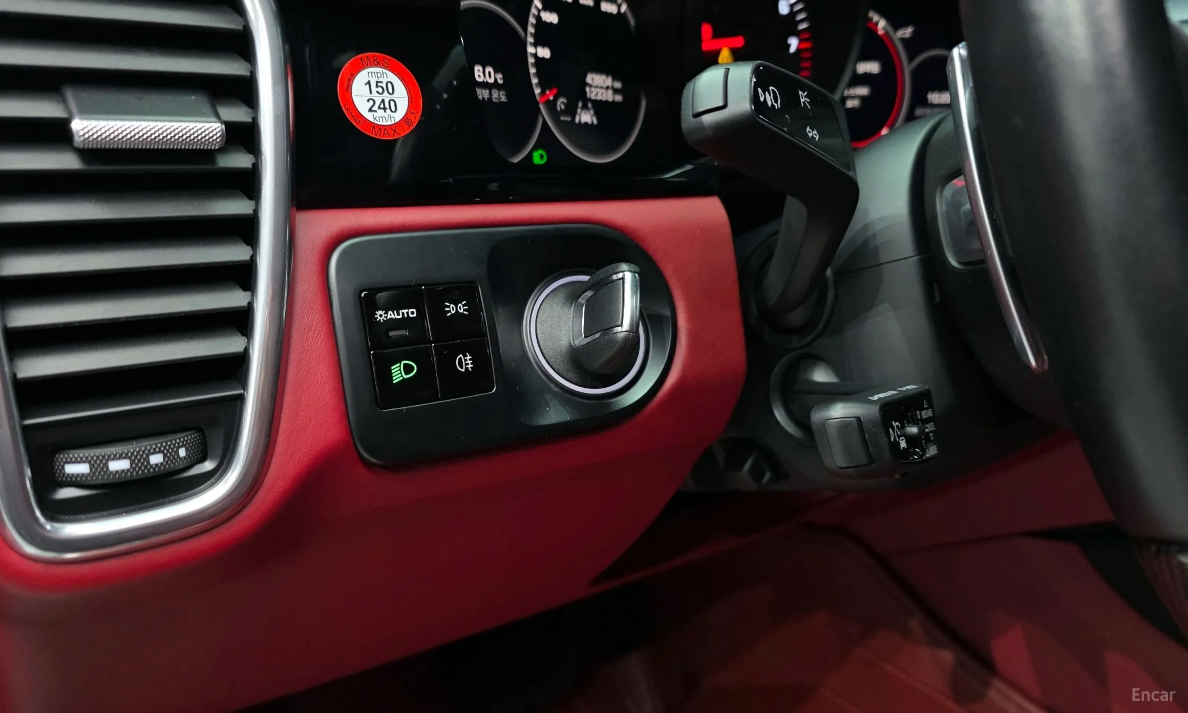 Porsche Cayenne (PO536) превью 17