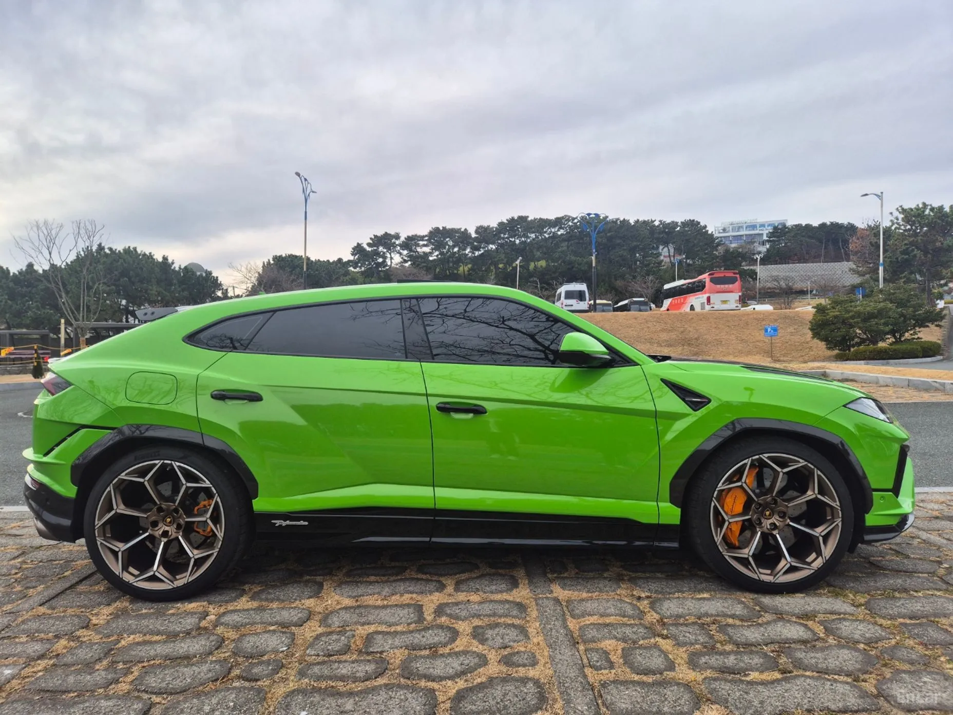 Lamborghini Urus превью 6