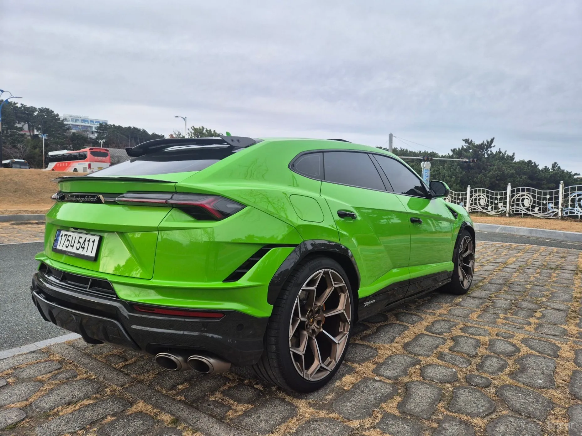 Lamborghini Urus превью 7