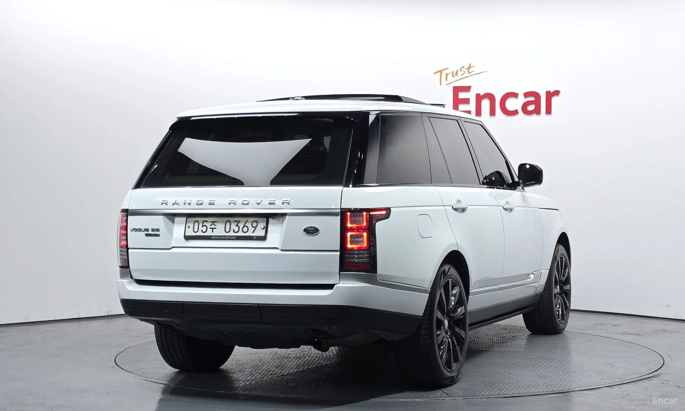 Land Rover Range Rover 4th Generation превью 2