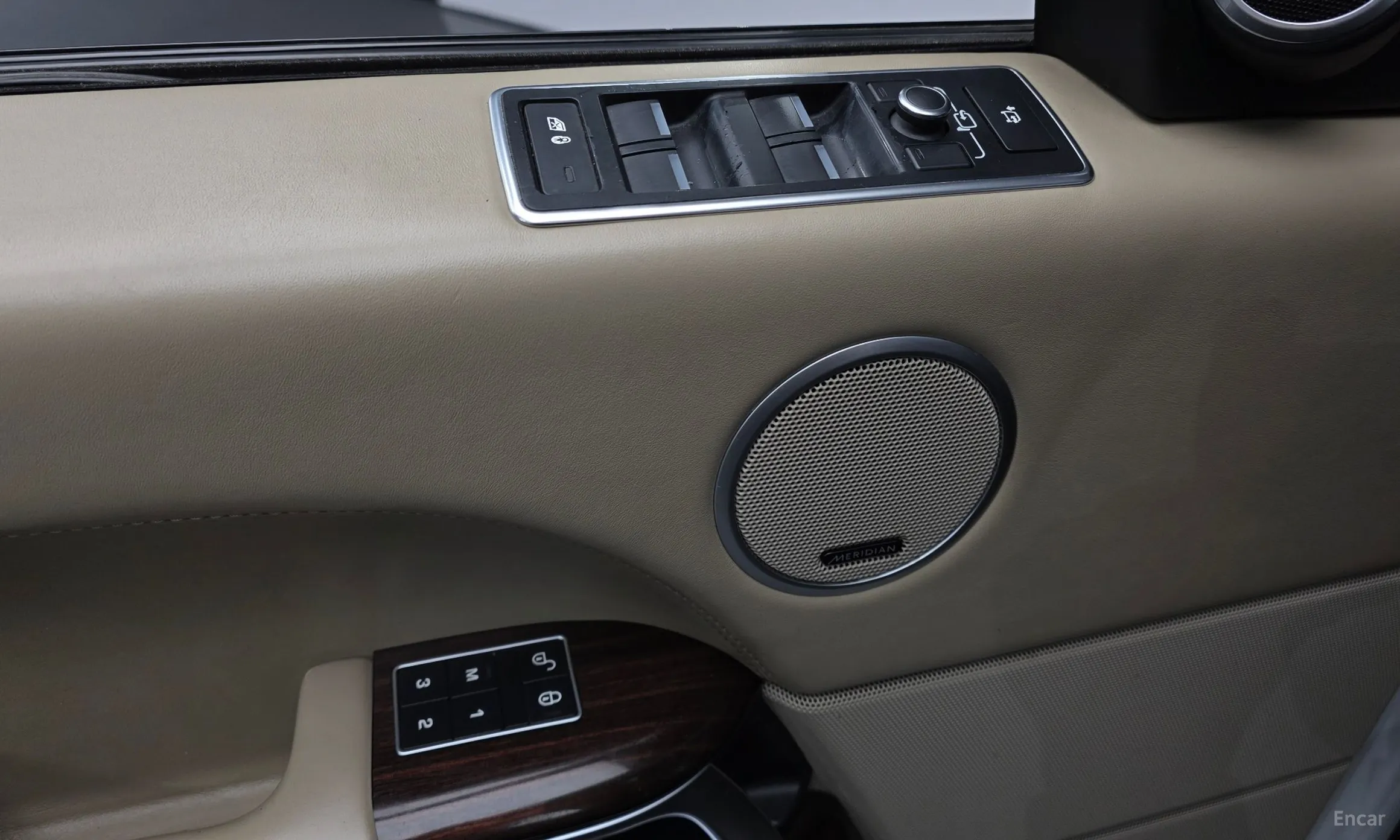 Land Rover Range Rover 4th Generation превью 17