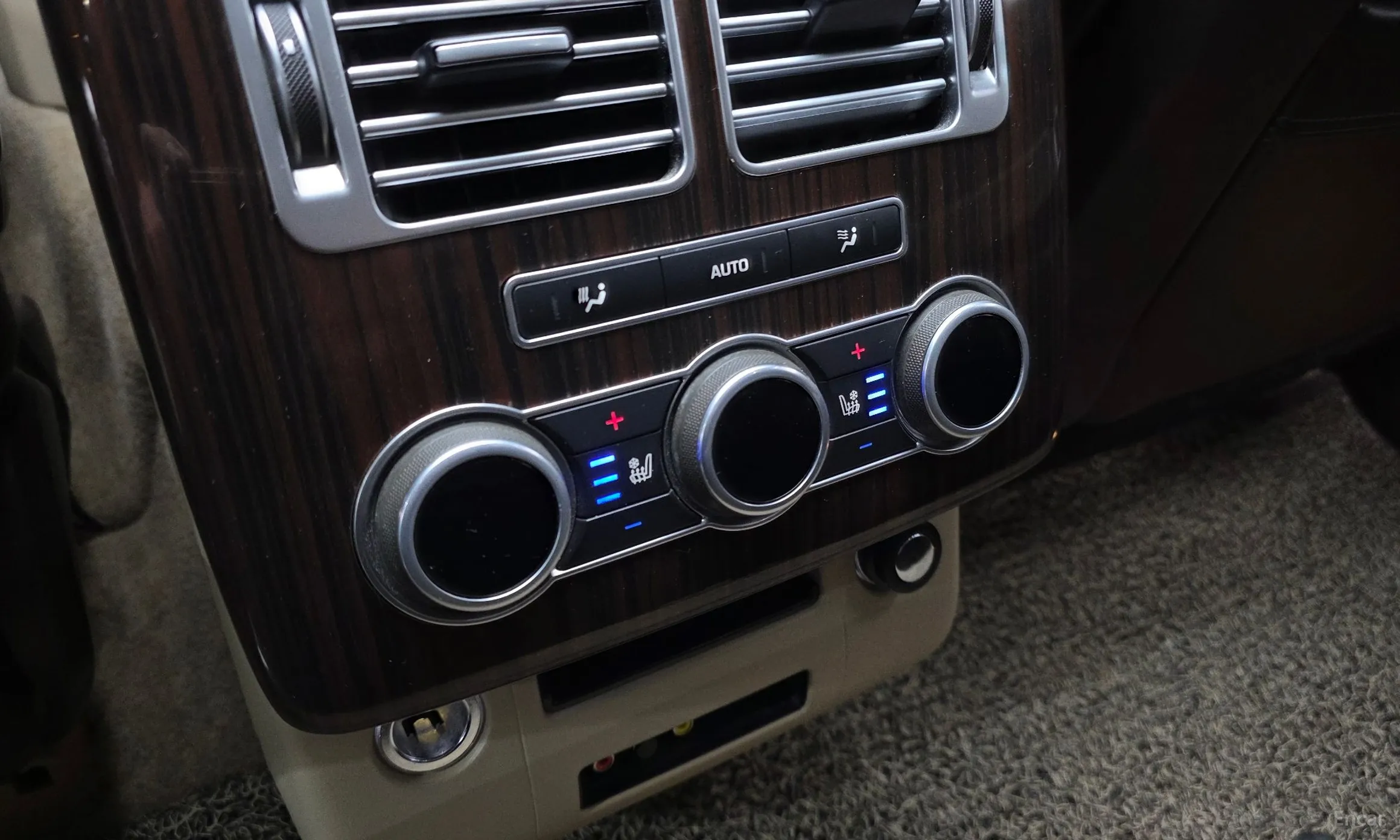 Land Rover Range Rover 4th Generation превью 18