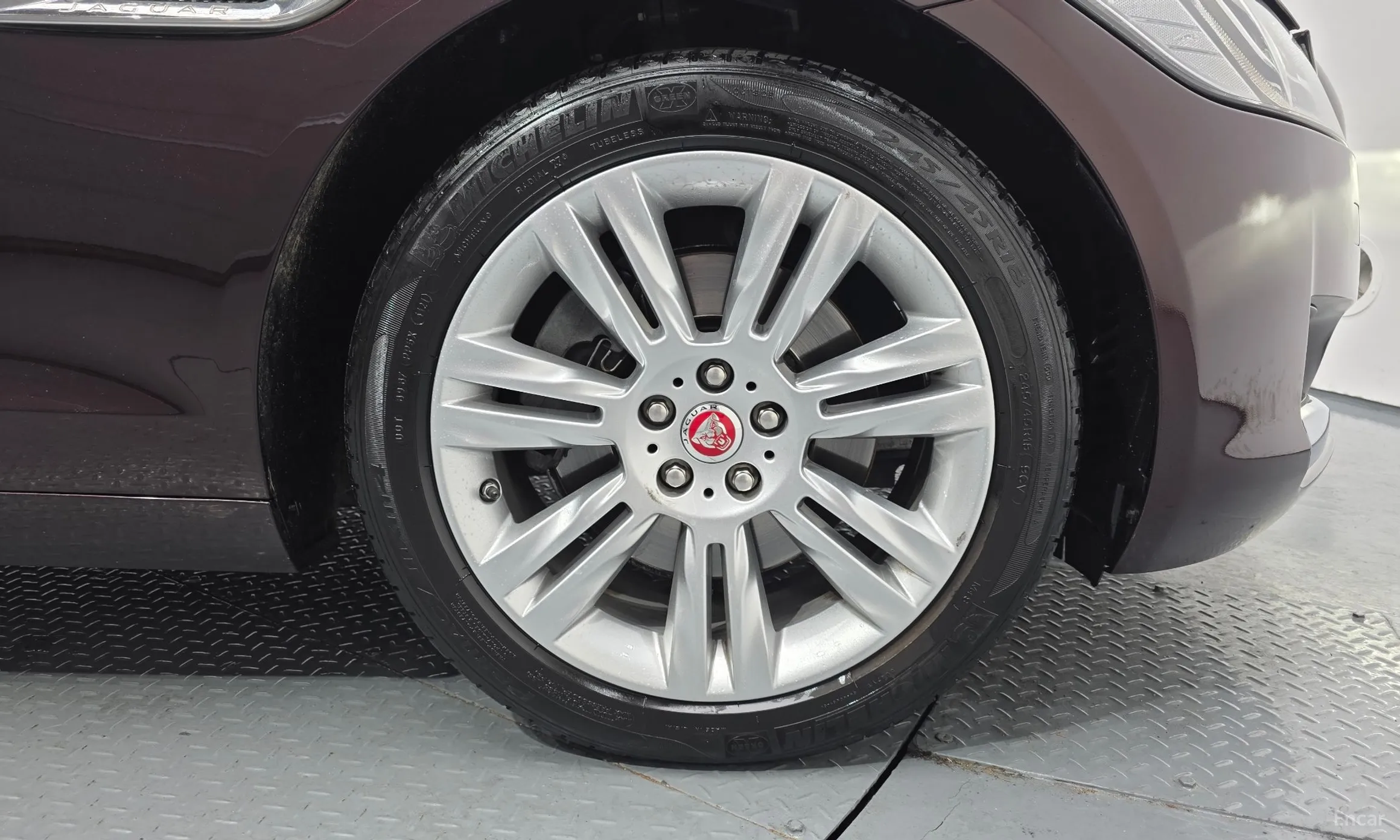 Jaguar XF (x260) превью 5