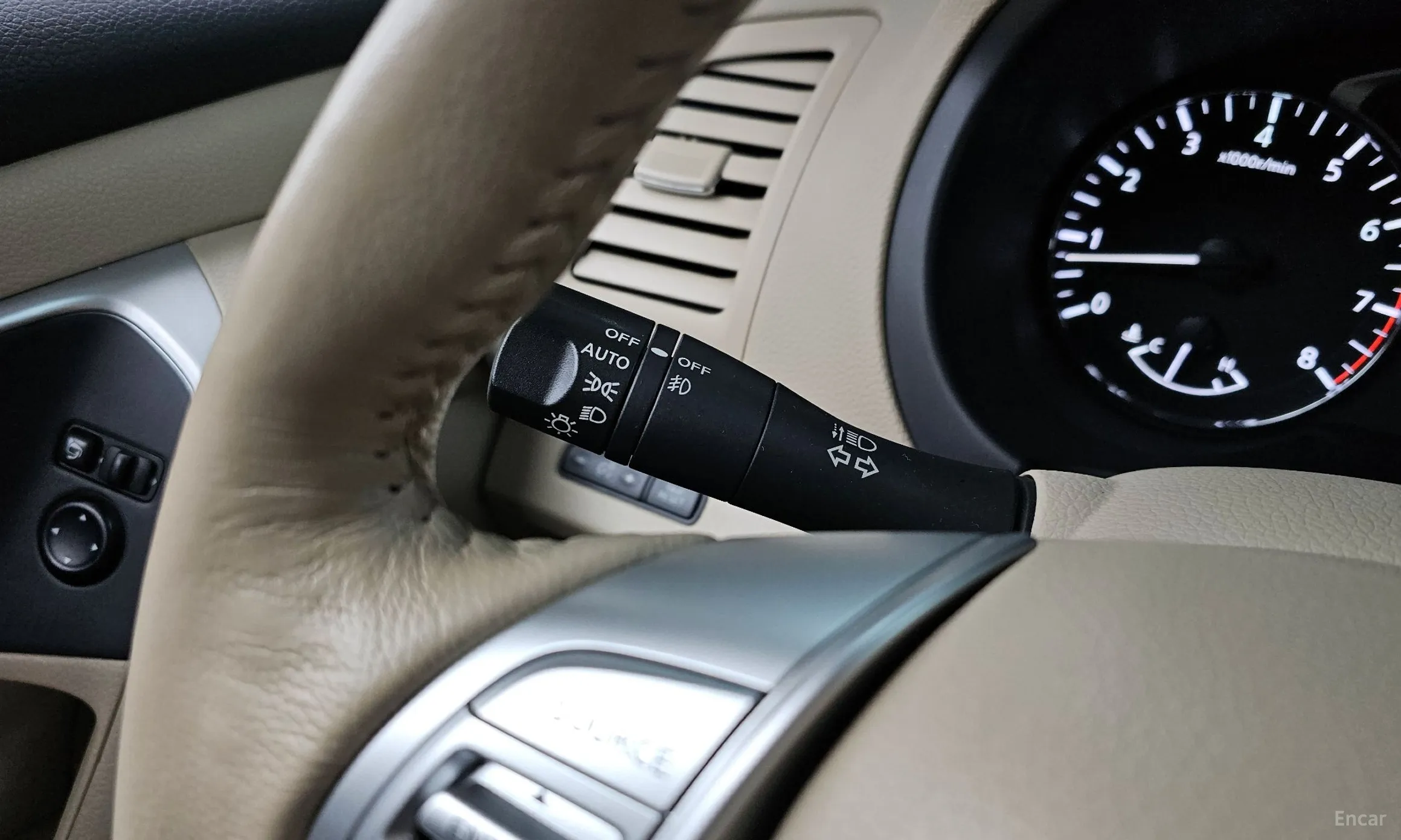 Nissan Altima превью 17