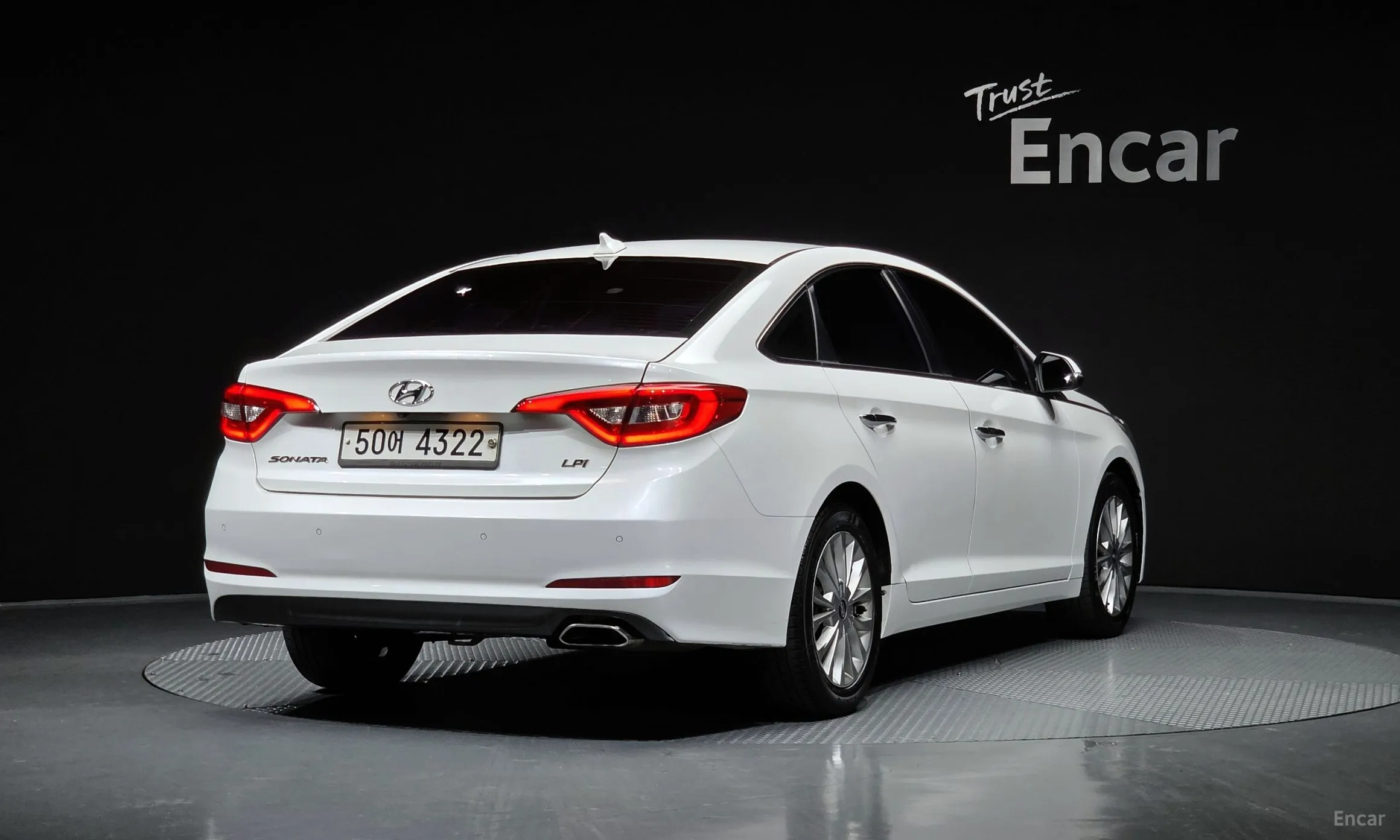 Hyundai LF Sonata