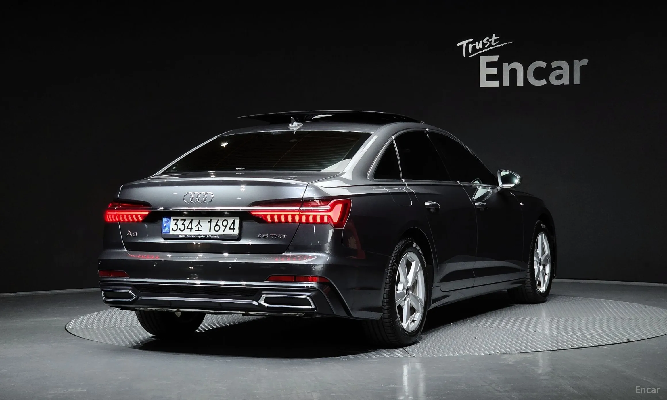 Audi A6 (C8) превью 2