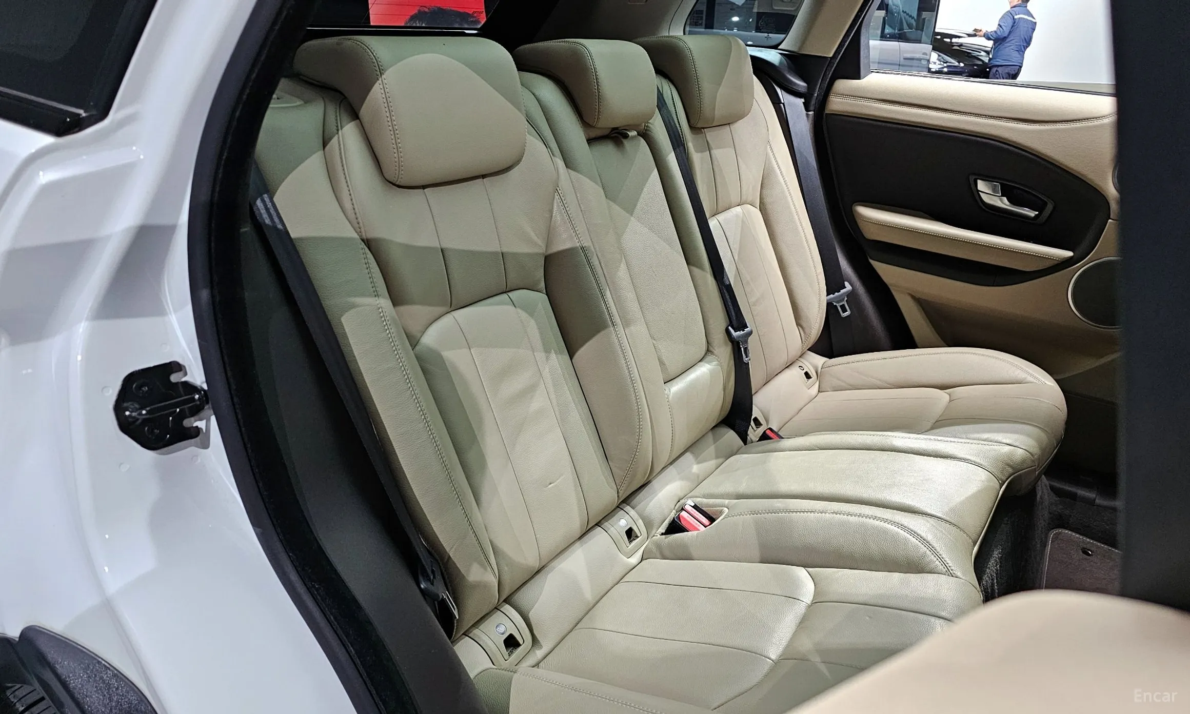Land Rover Range Rover Evoque превью 12