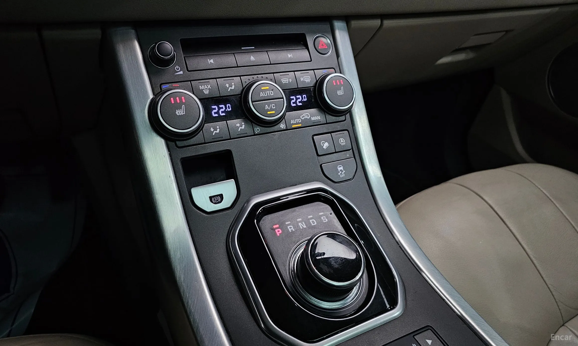 Land Rover Range Rover Evoque превью 17