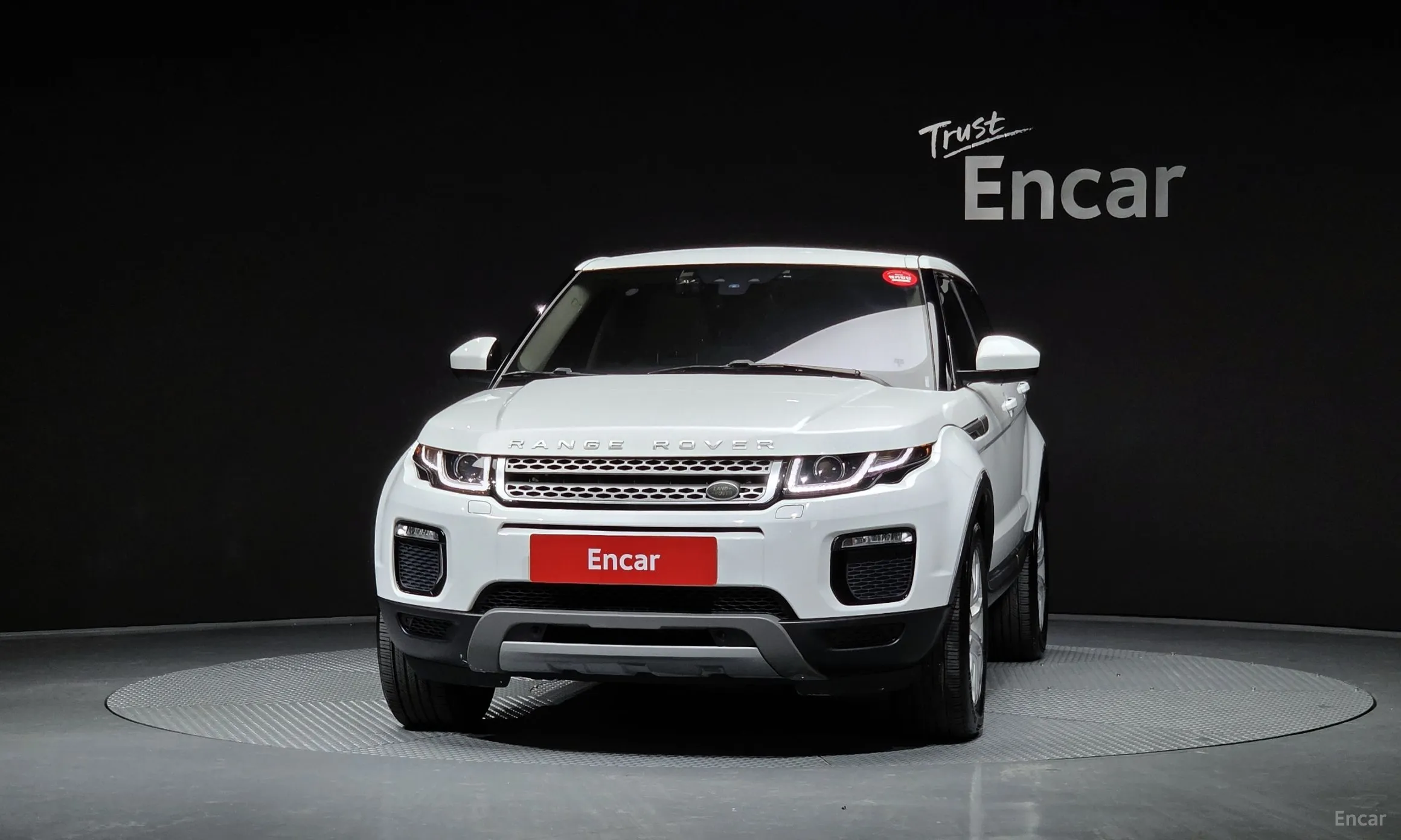 Land Rover Range Rover Evoque превью 3