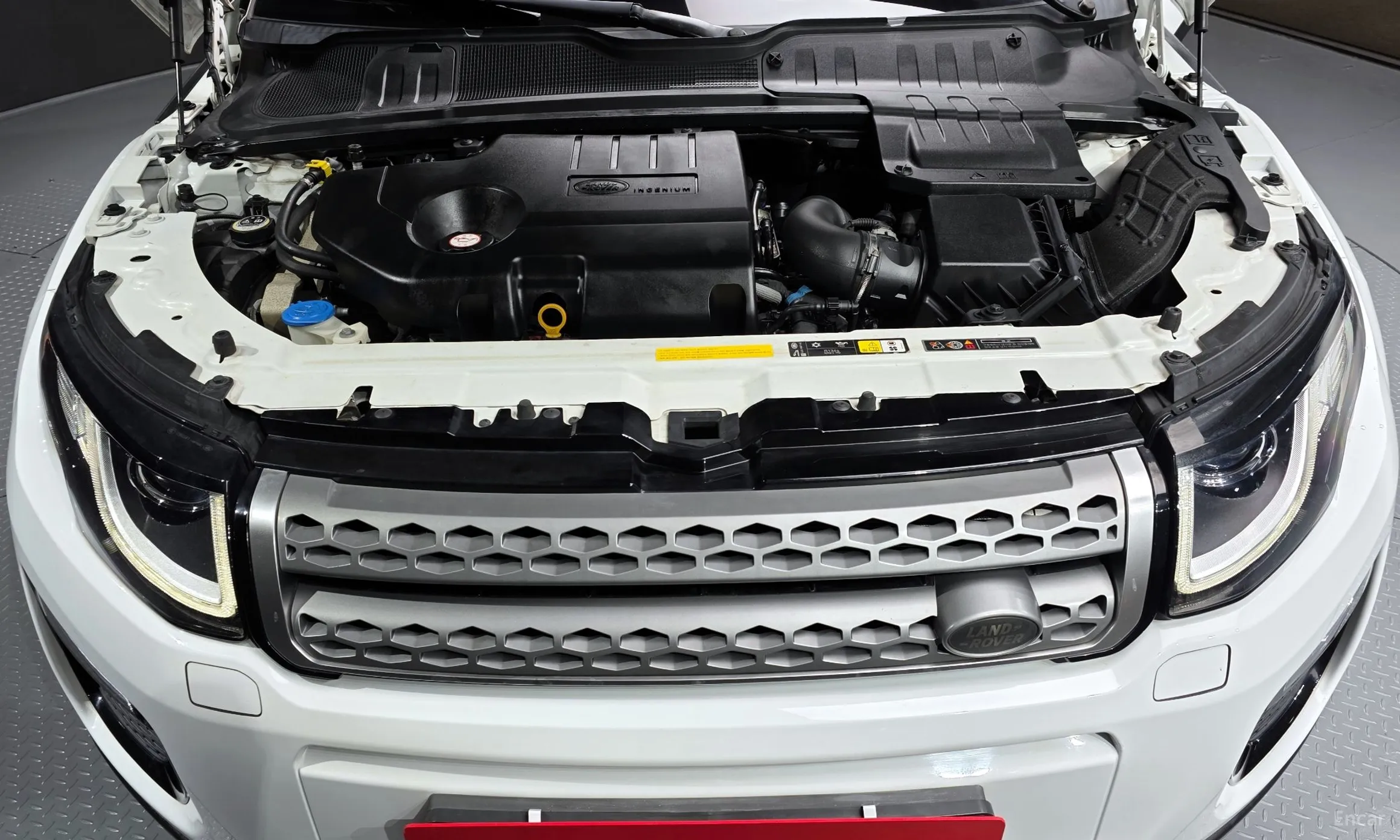 Land Rover Range Rover Evoque превью 6