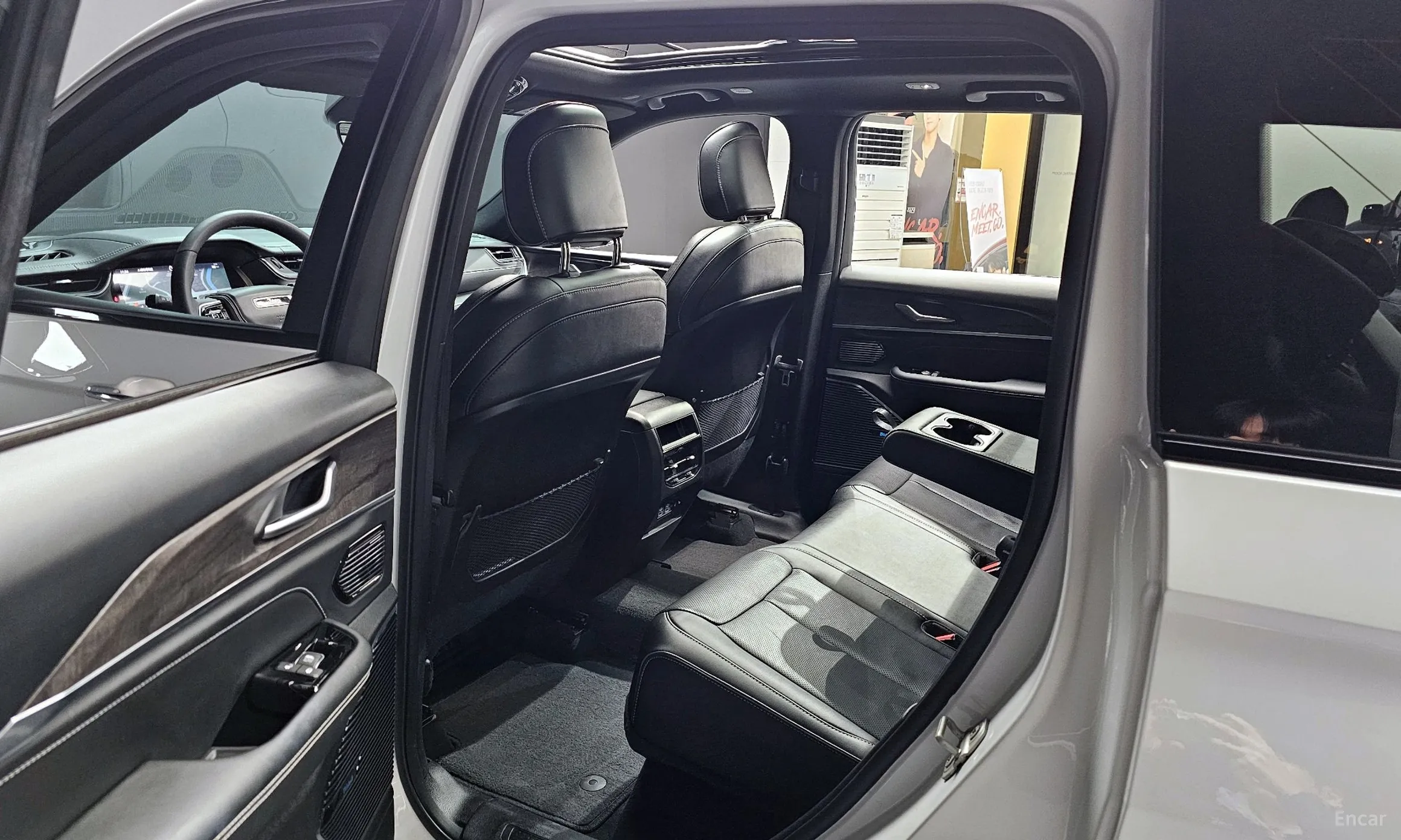 Jeep Grand Cherokee (WL) превью 11