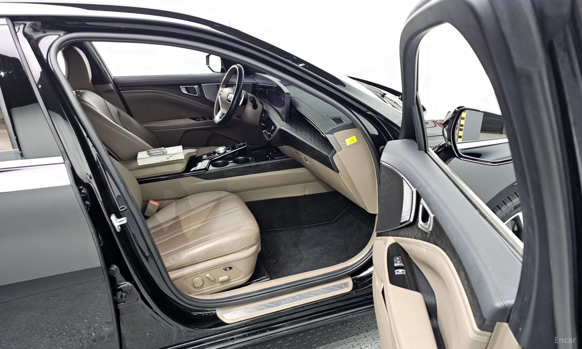 Kia K8 превью 11