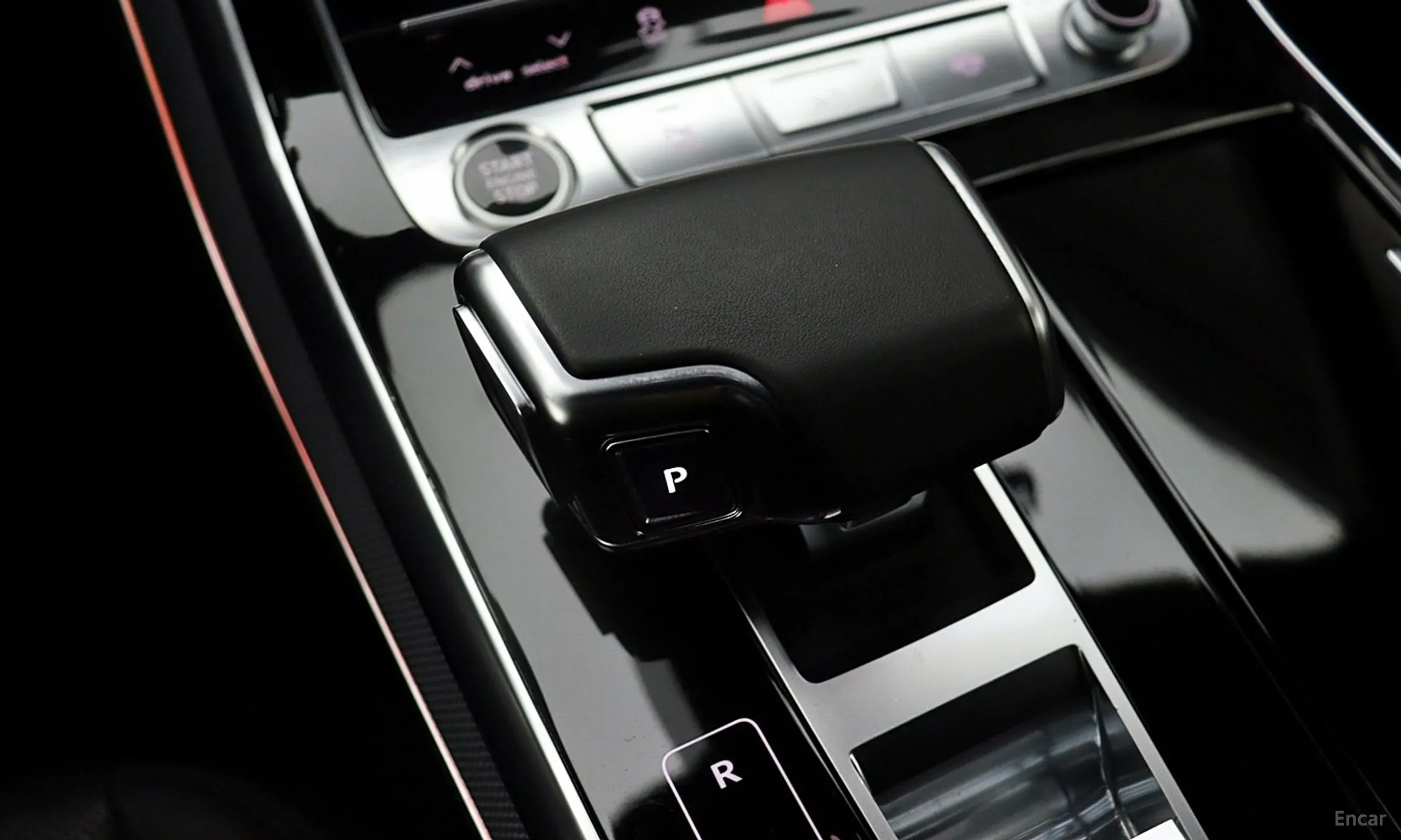 Audi Q8 (4M) превью 13