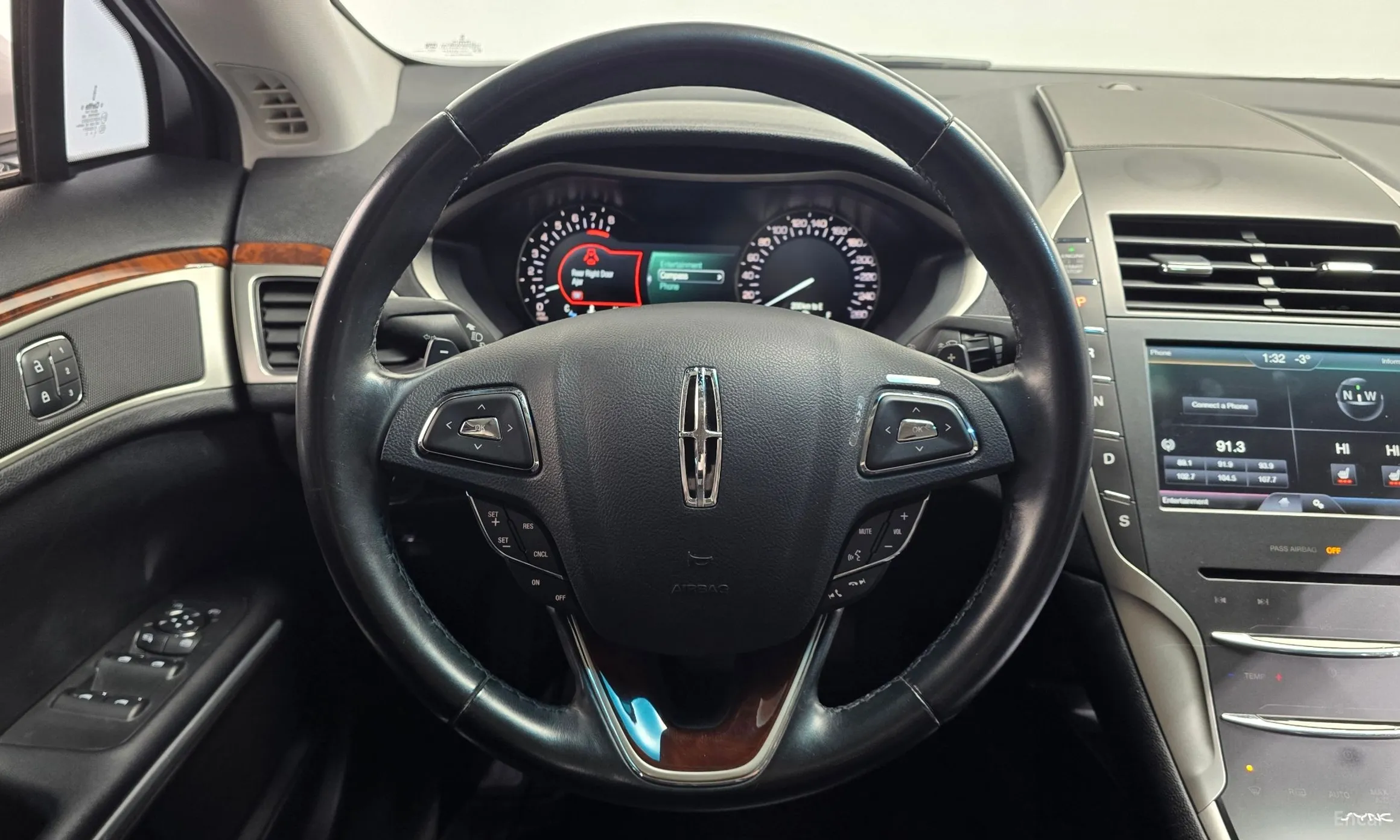 Lincoln New MKZ превью 13