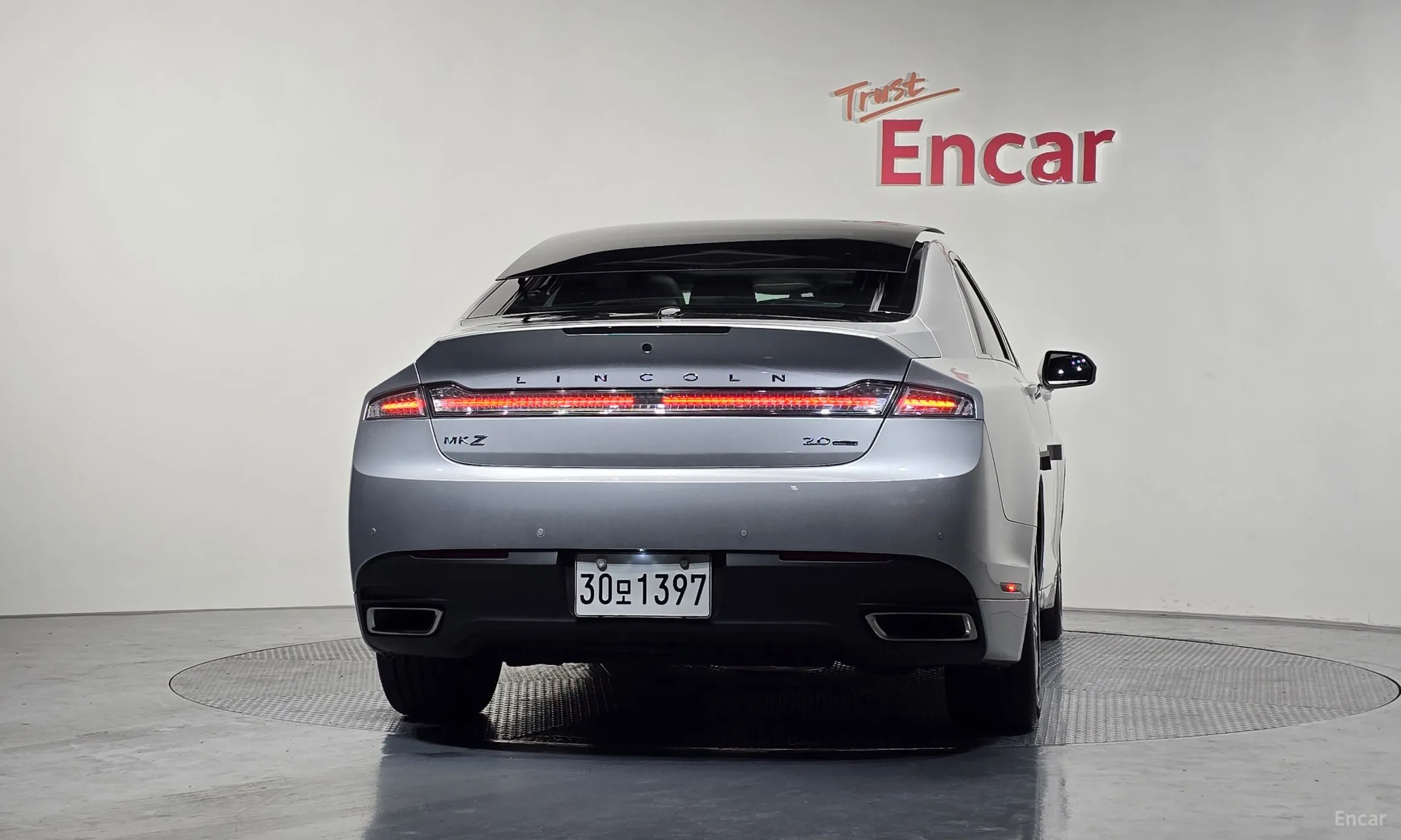 Lincoln New MKZ превью 4