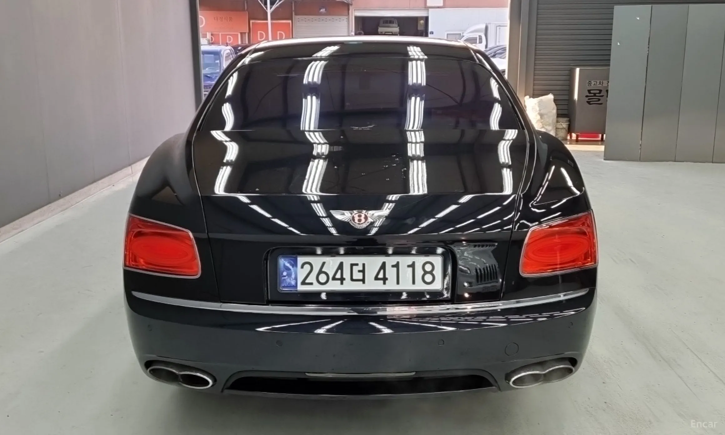 Bentley Flying Spur 2nd Generation превью 4