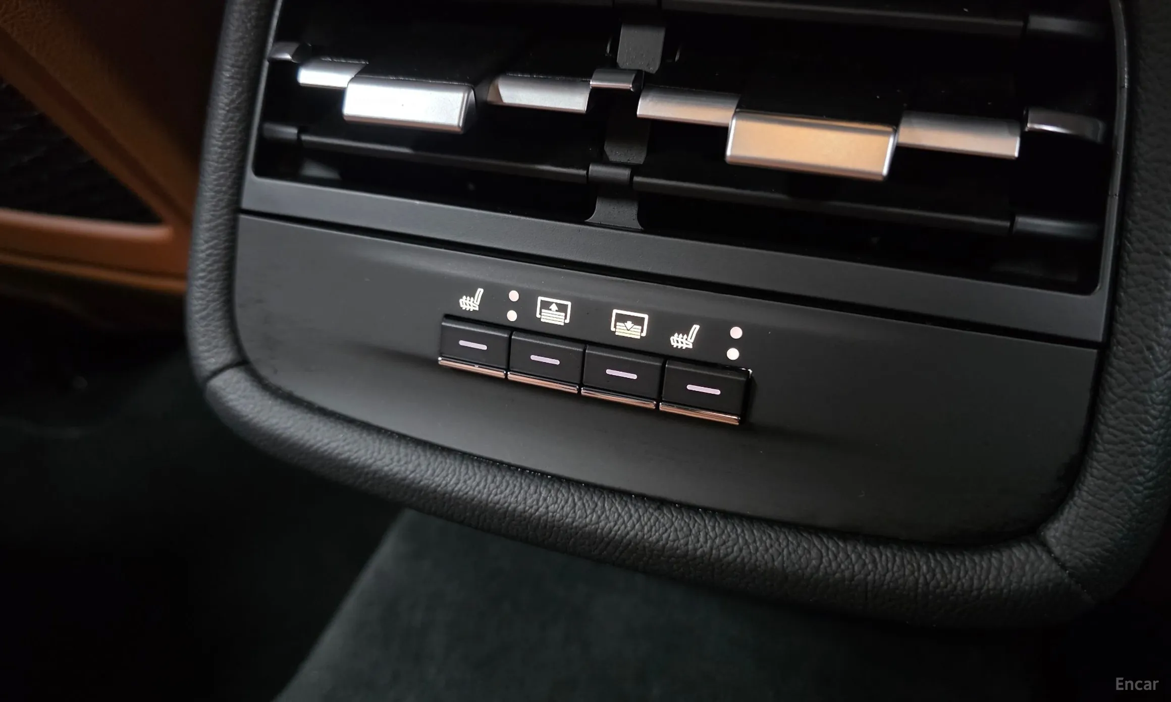 Maserati Ghibli превью 18