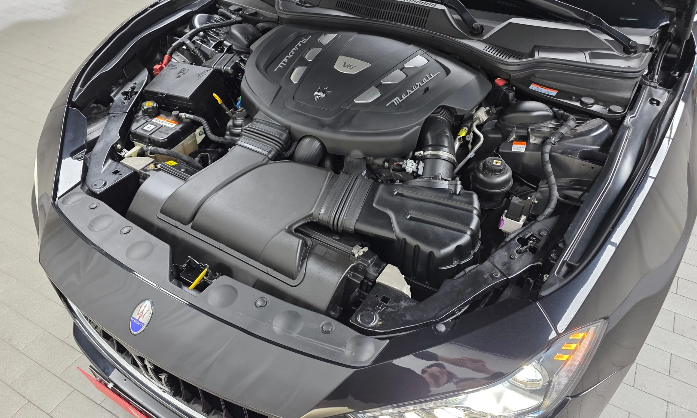 Maserati Ghibli превью 6