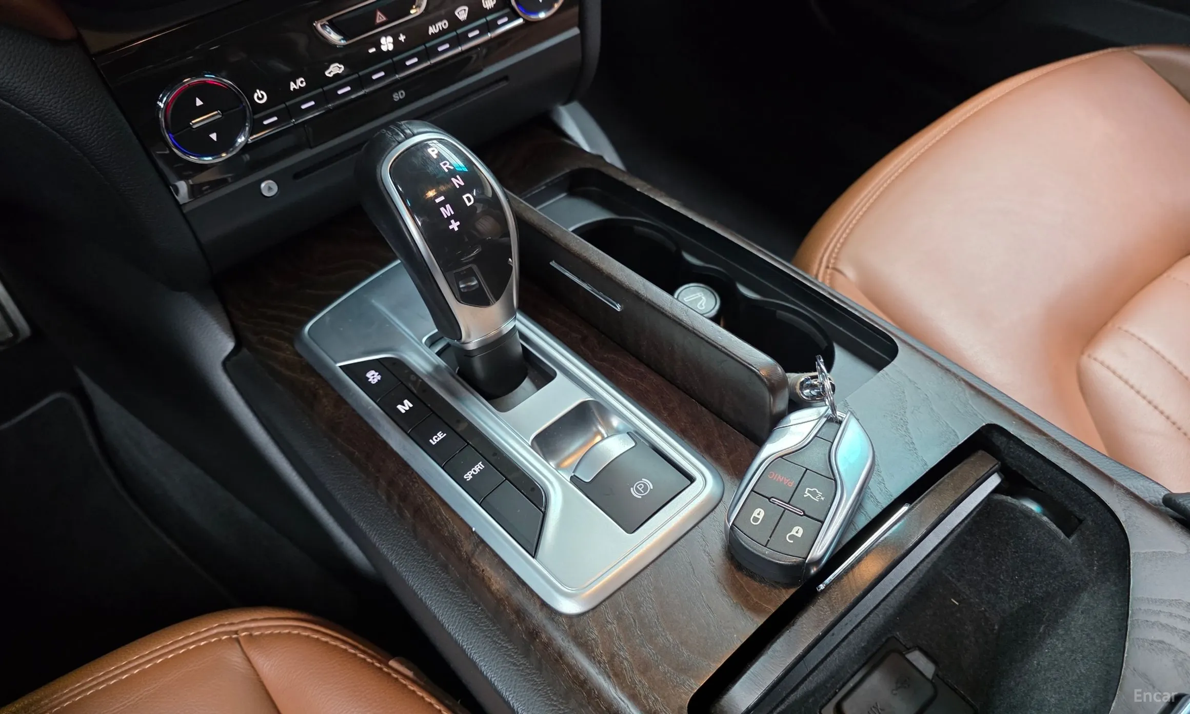 Maserati Ghibli превью 9