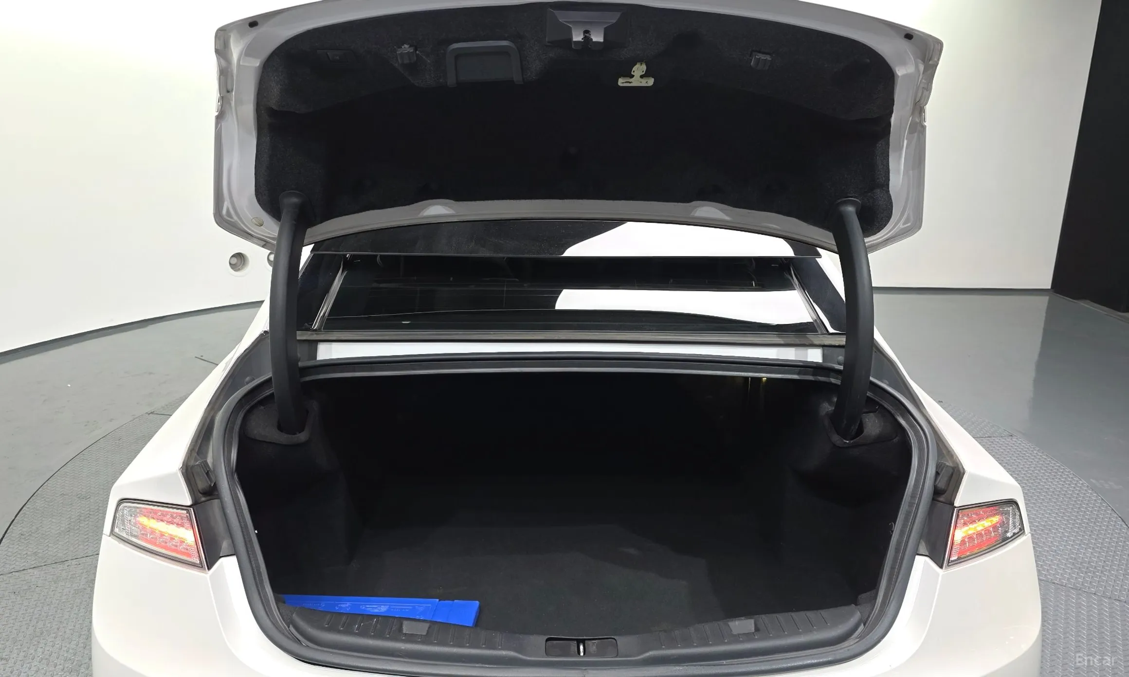 Lincoln New MKZ превью 20