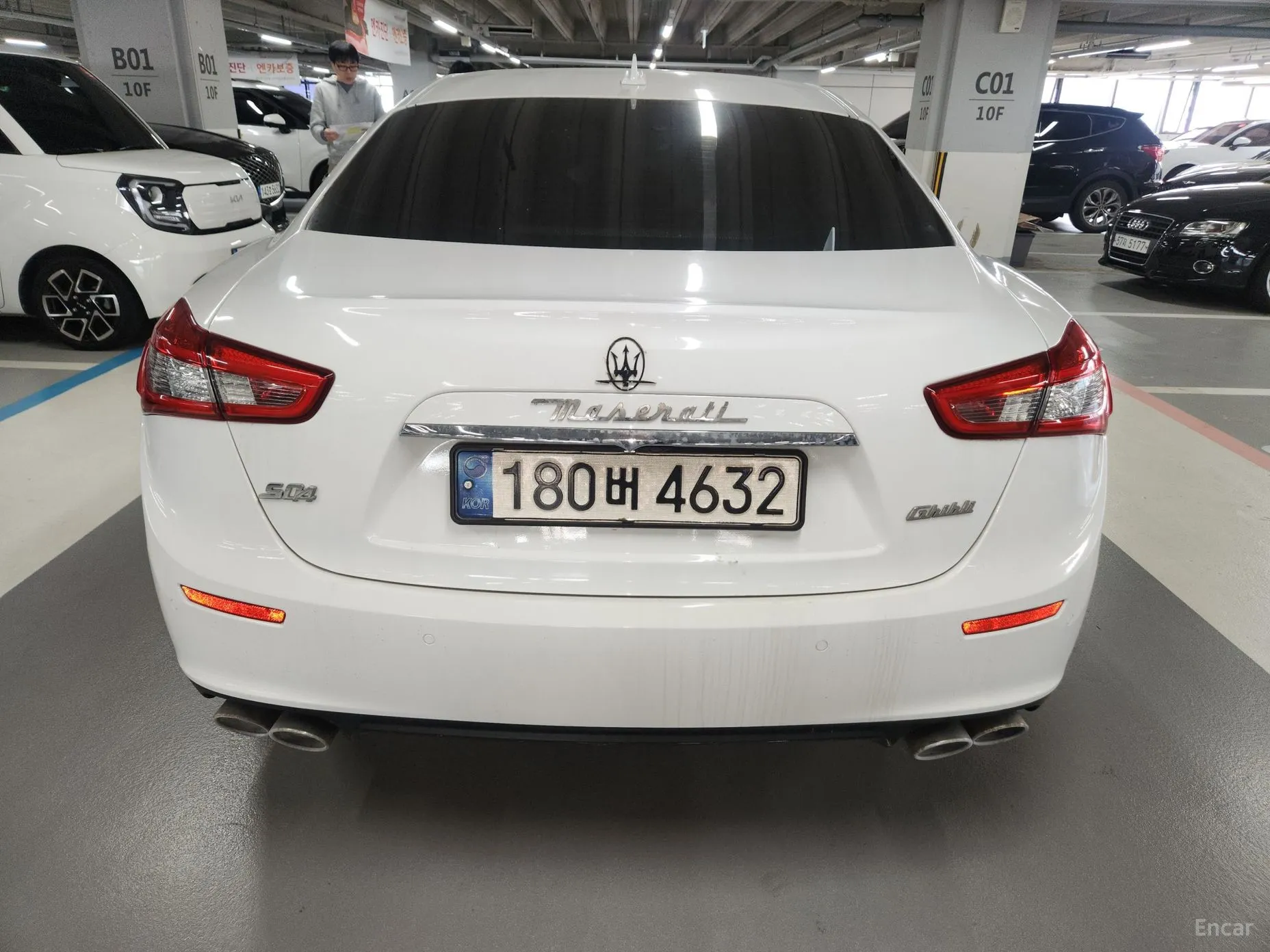 Maserati Ghibli превью 5