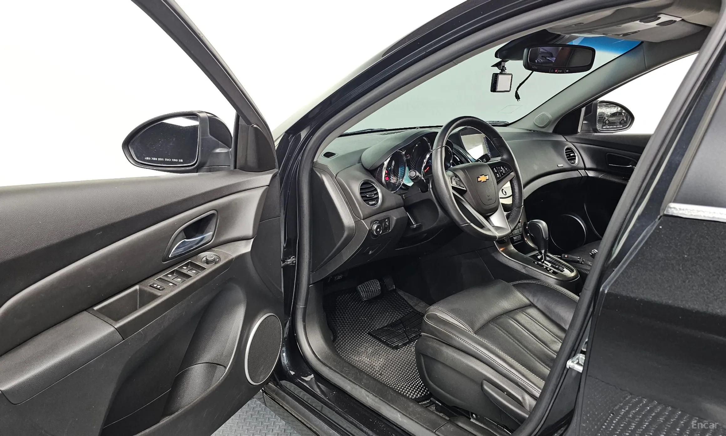 Chevrolet (GM Daewoo) Cruze превью 10