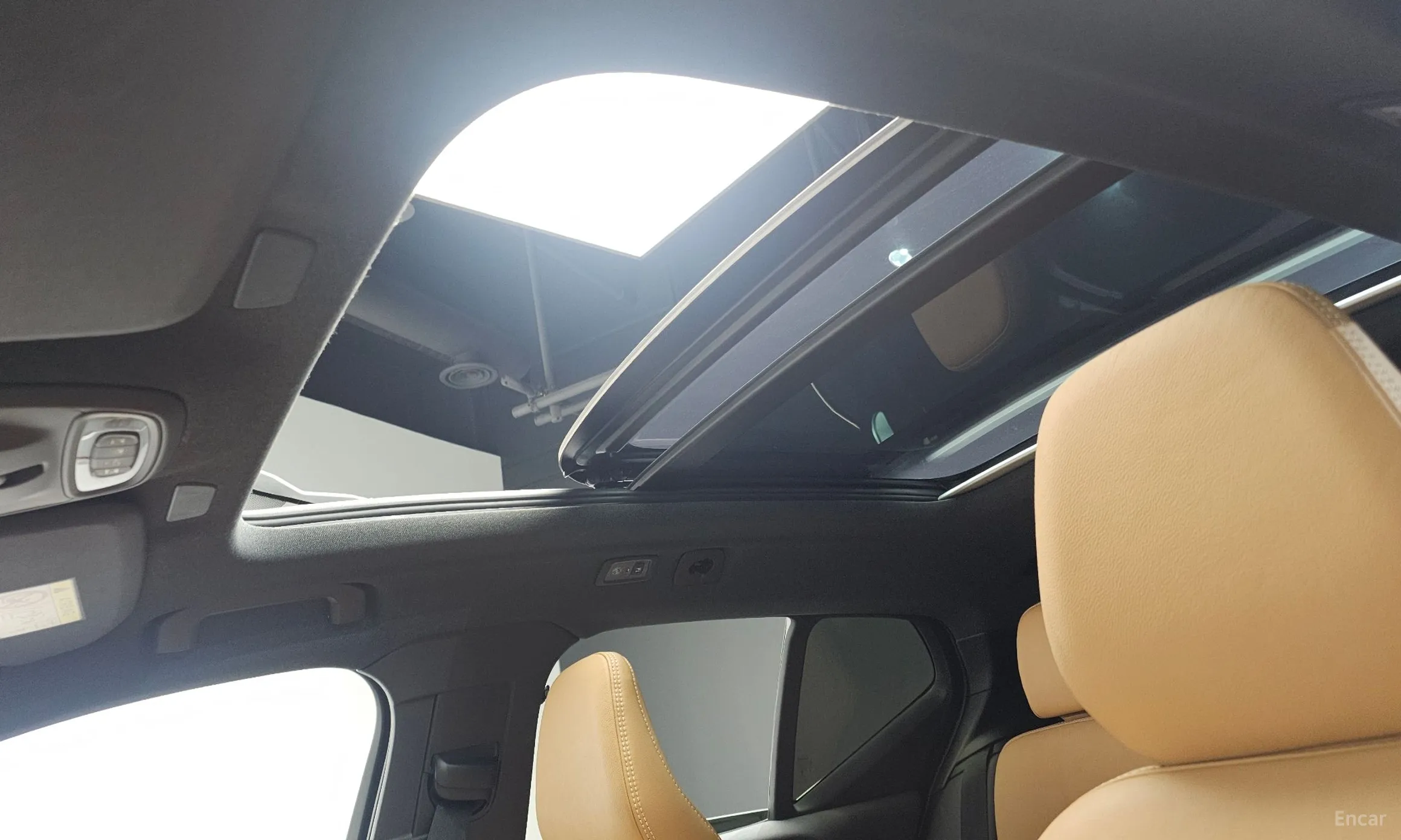 Volvo XC40 превью 19