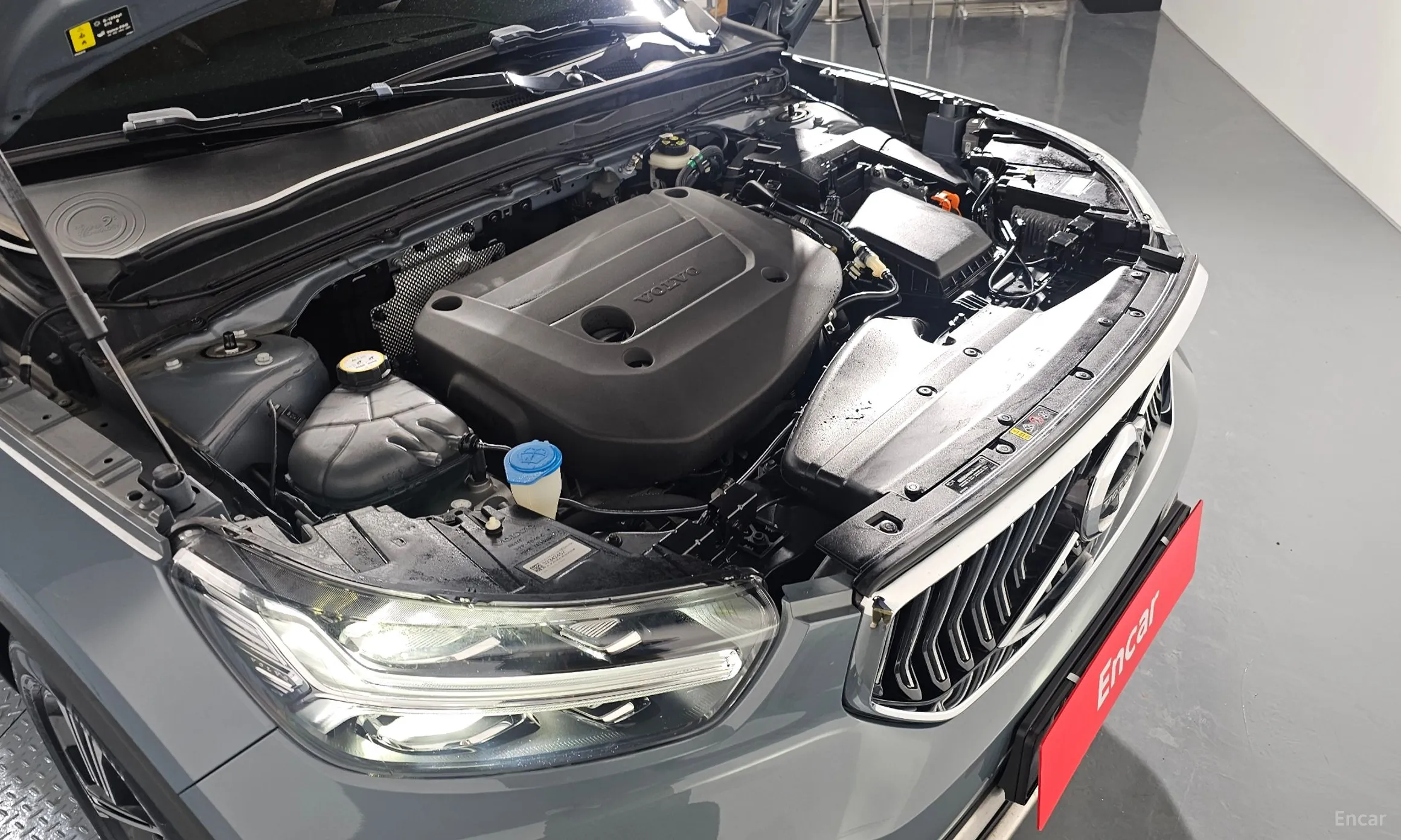 Volvo XC40 превью 6