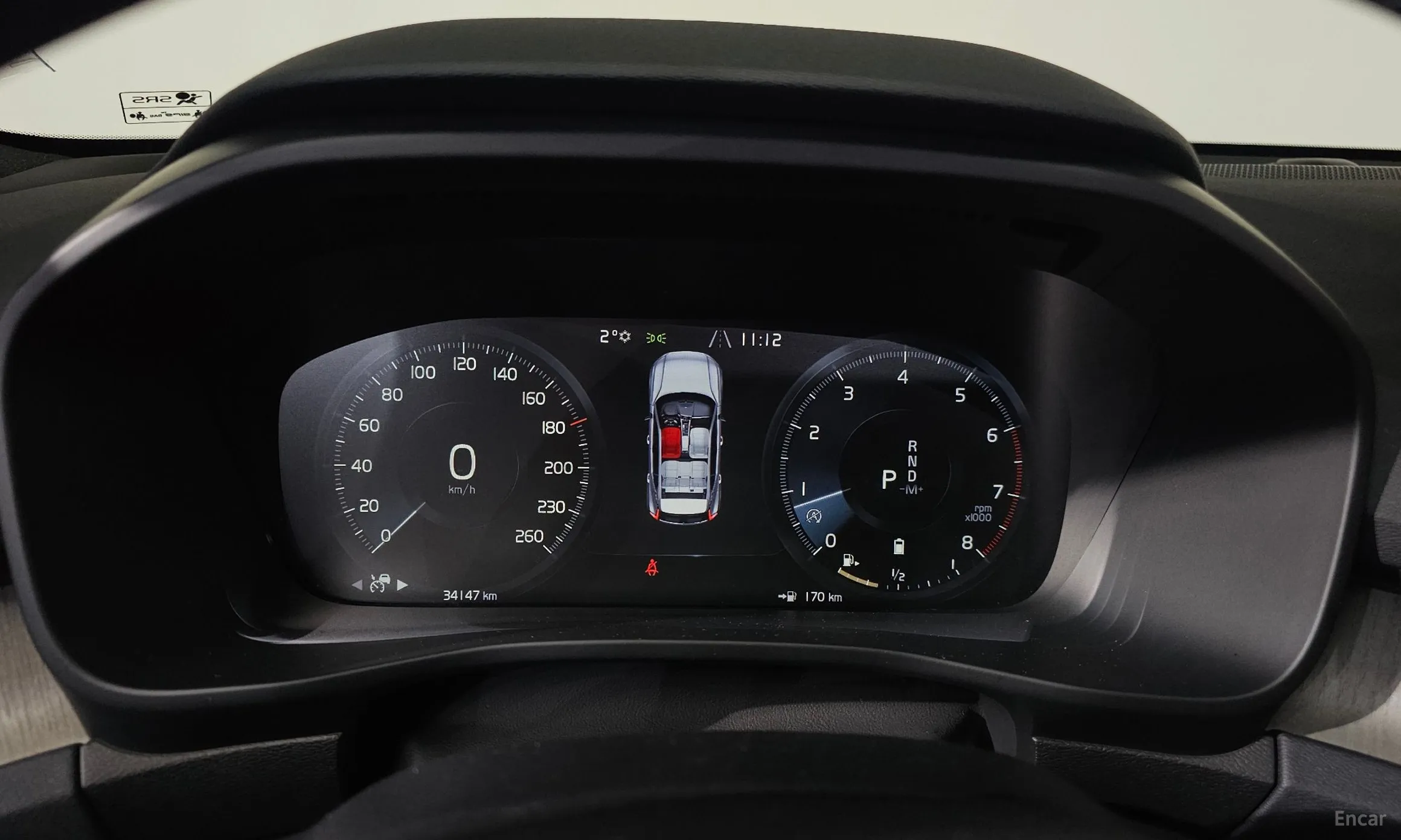 Volvo XC40 превью 8