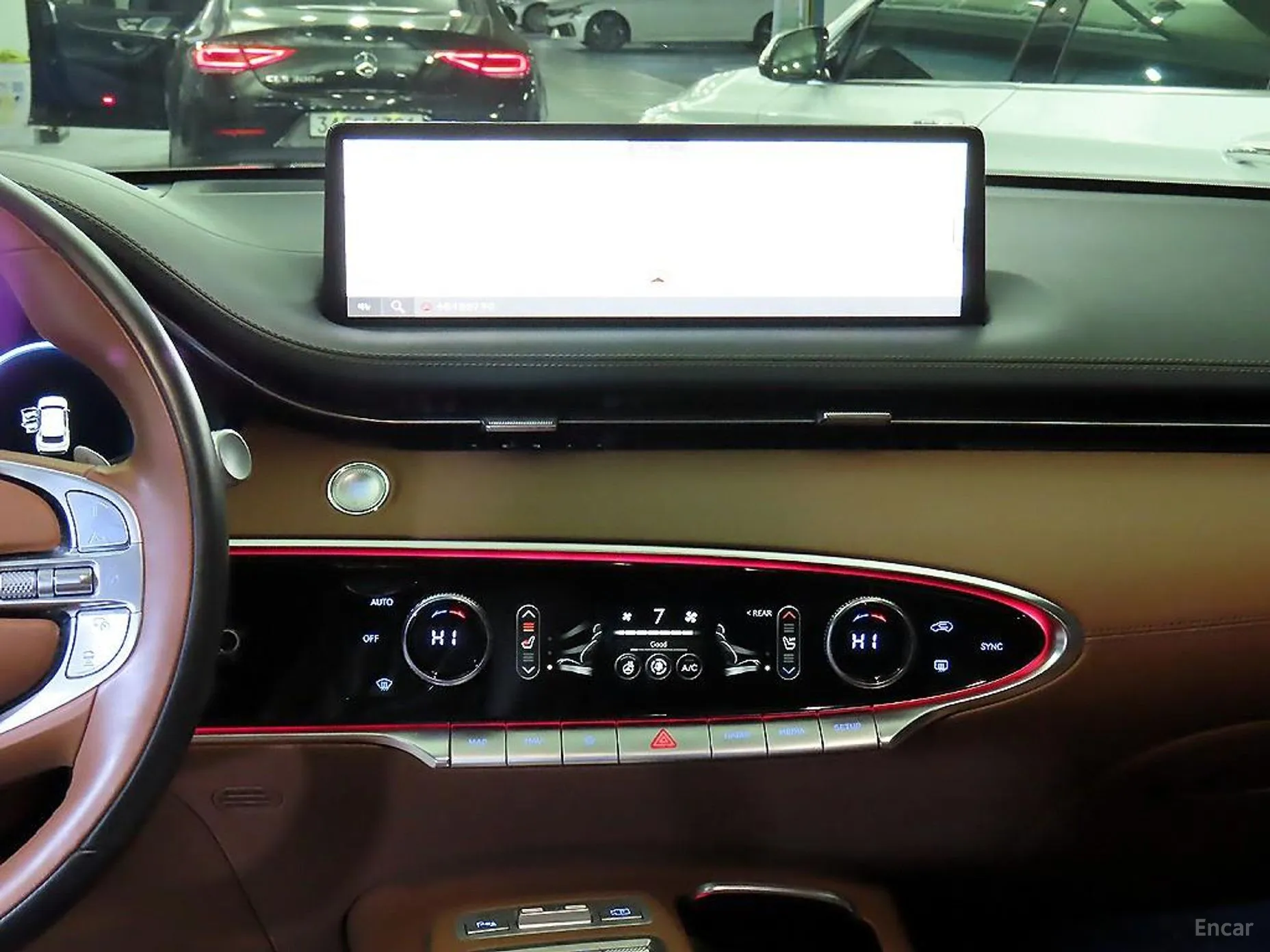 Genesis GV70 превью 11