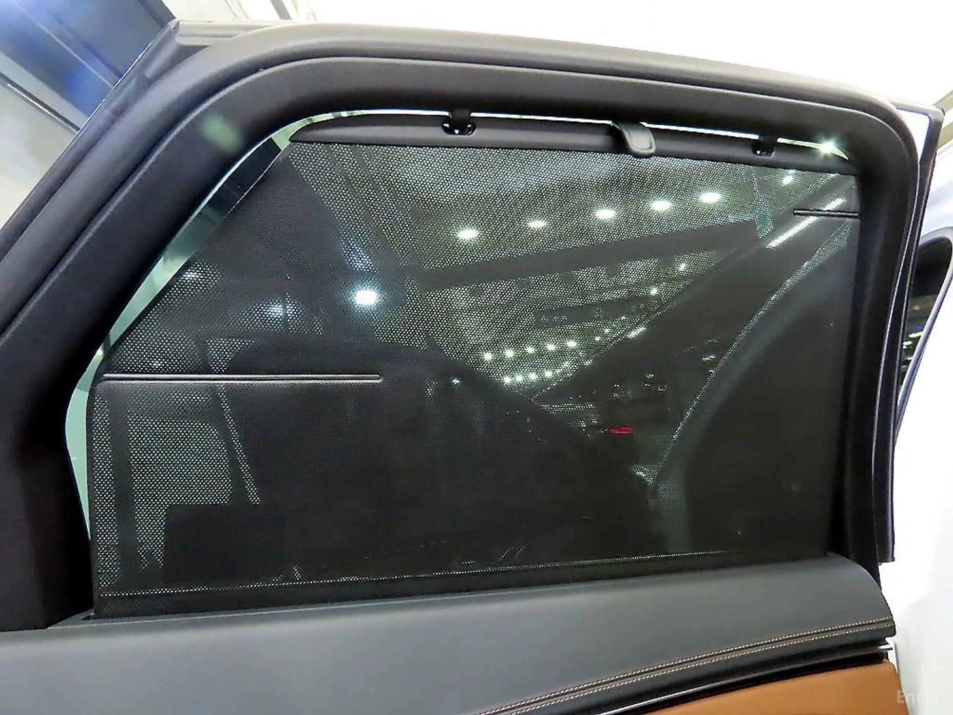 Genesis GV70 превью 14