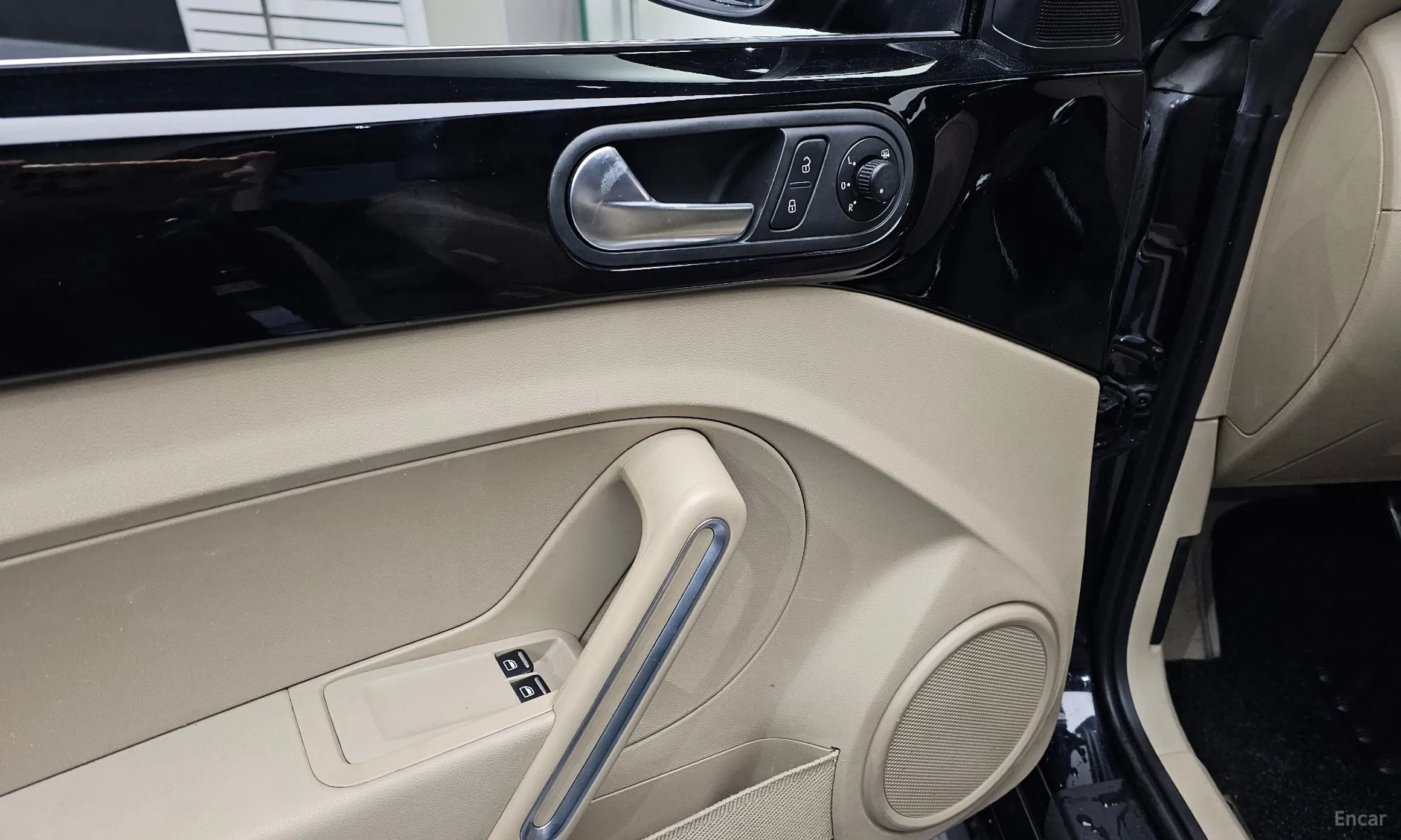 Volkswagen The Beetle превью 16