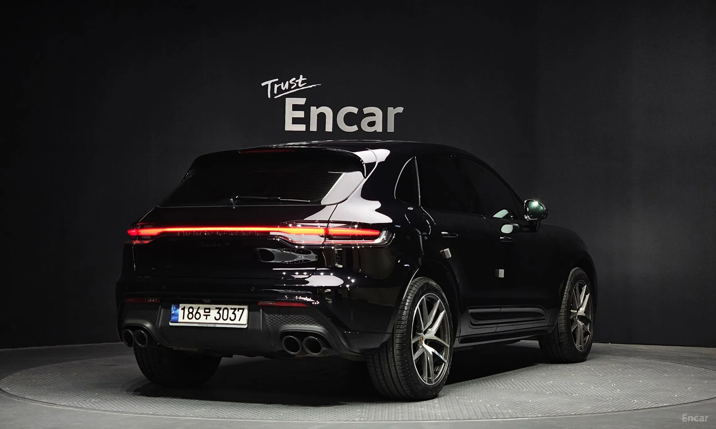 Porsche Macan превью 2