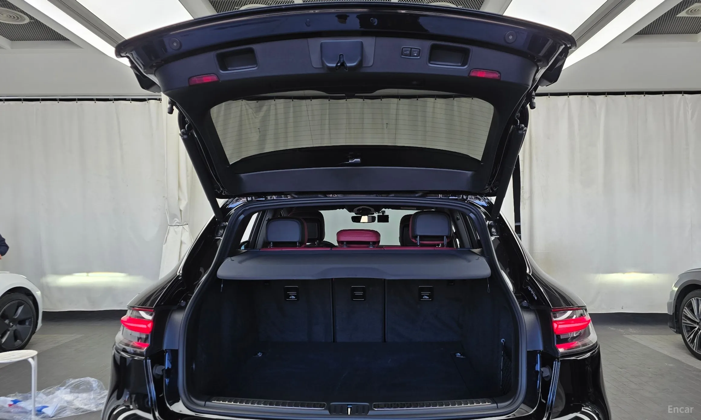 Porsche Macan превью 20