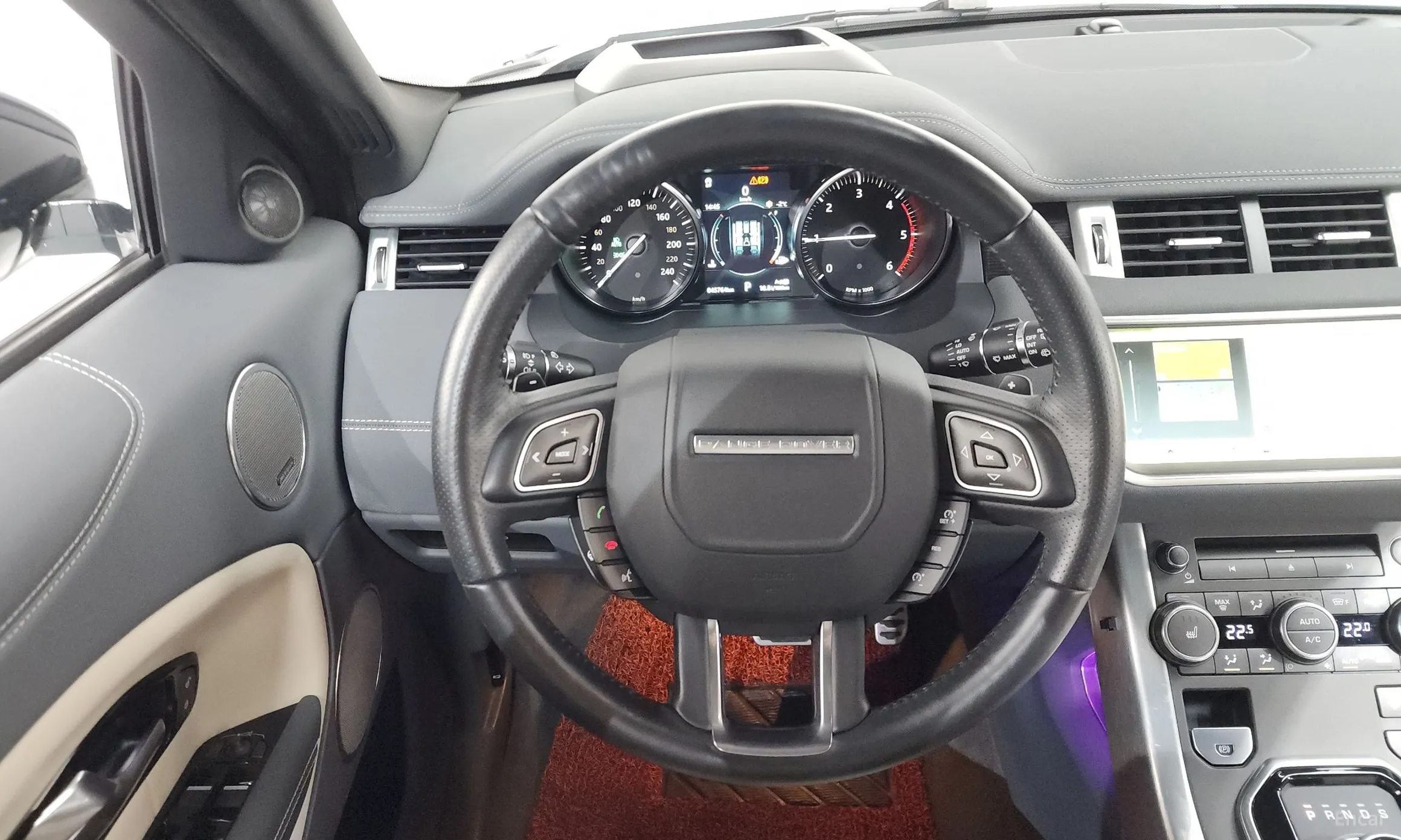 Land Rover Range Rover Evoque превью 13