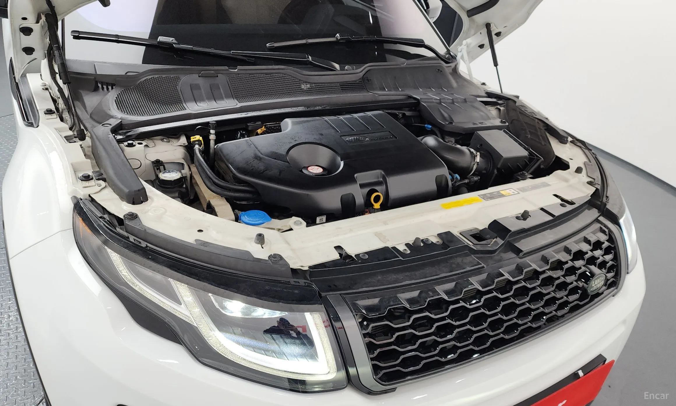 Land Rover Range Rover Evoque превью 6
