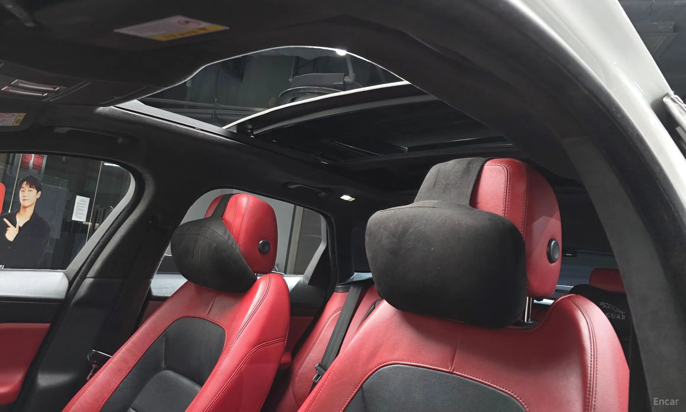 Jaguar F-PACE превью 19