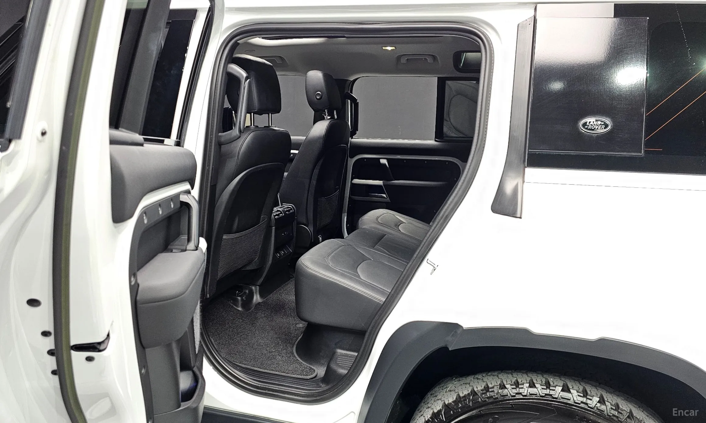 Land Rover Defender (L663) превью 12