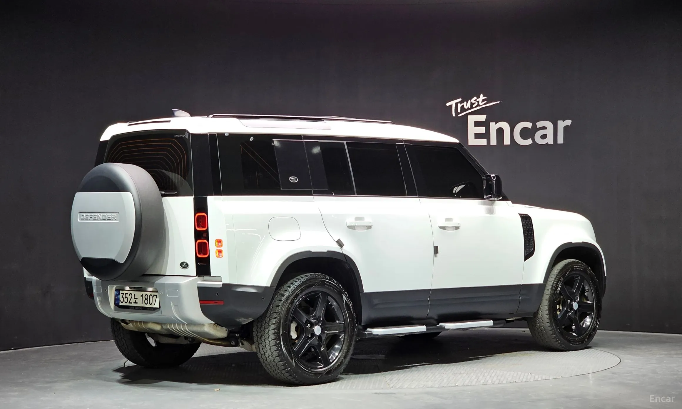 Land Rover Defender (L663) превью 2