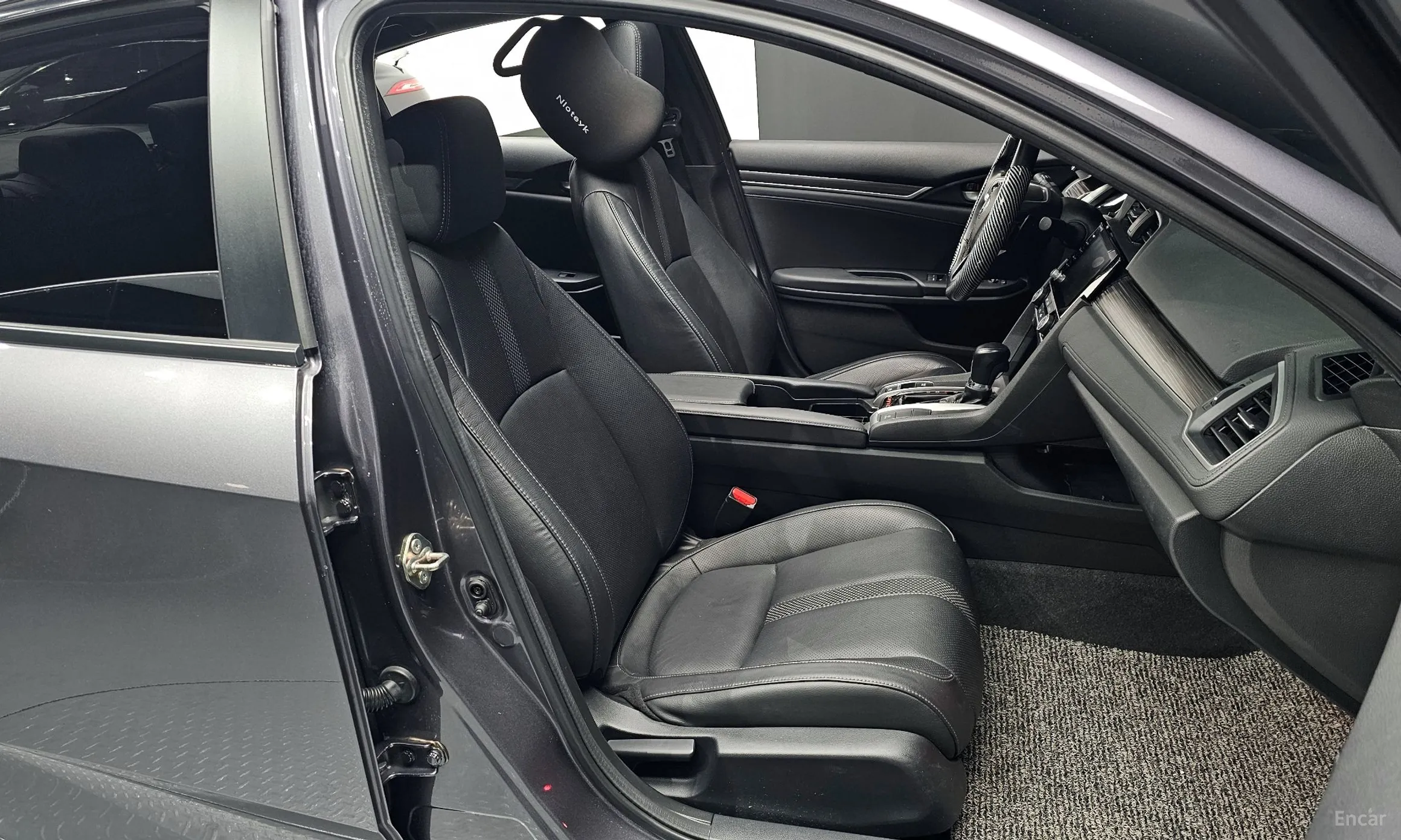 Honda Civic превью 10