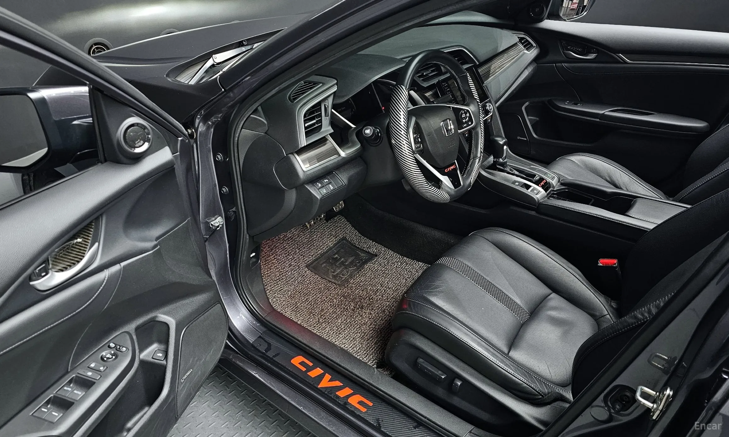 Honda Civic превью 11