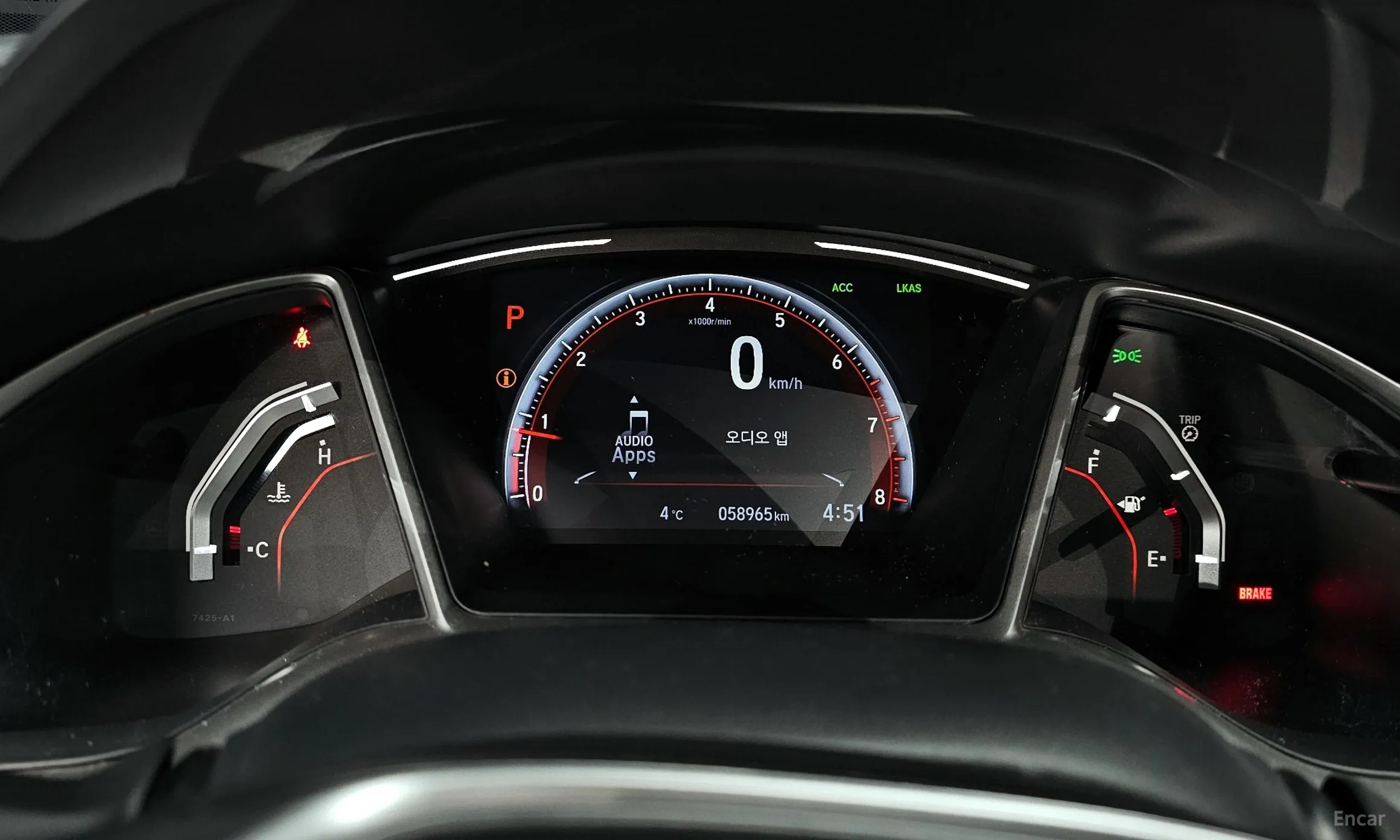 Honda Civic превью 8