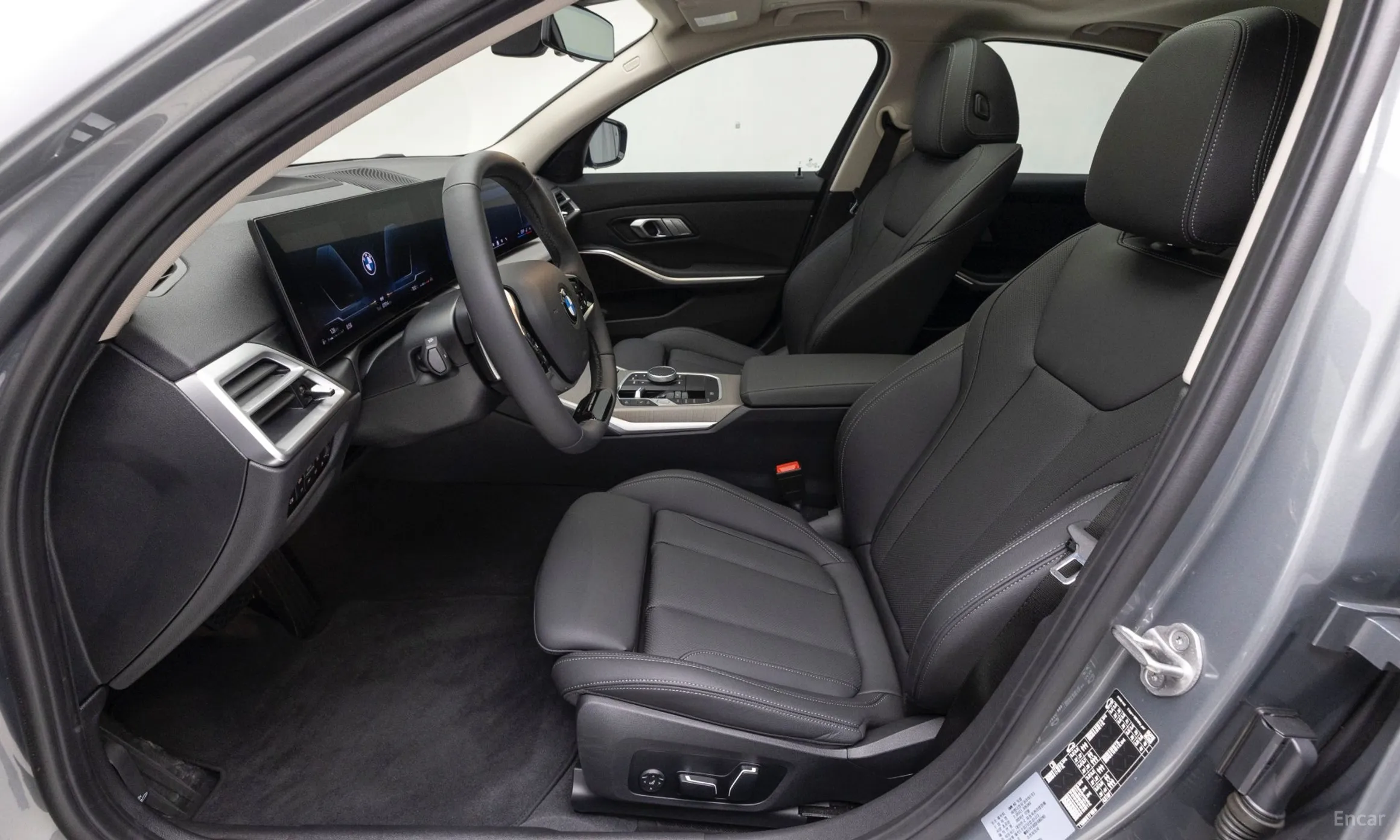 BMW 3 Series (G20) превью 12