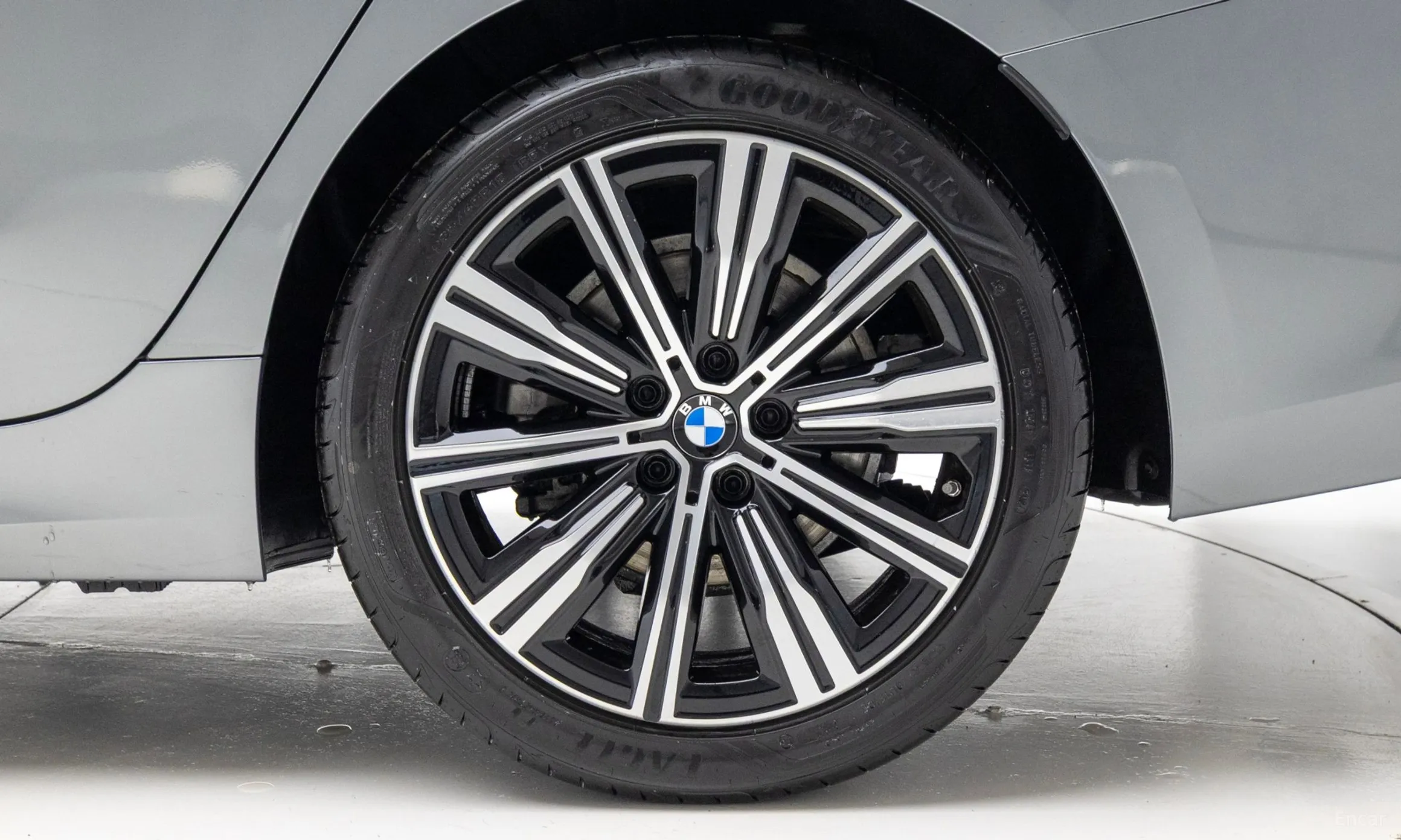 BMW 3 Series (G20) превью 5